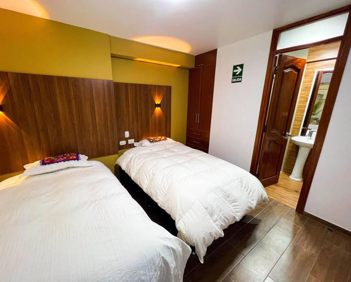 Bed in Velvet residence