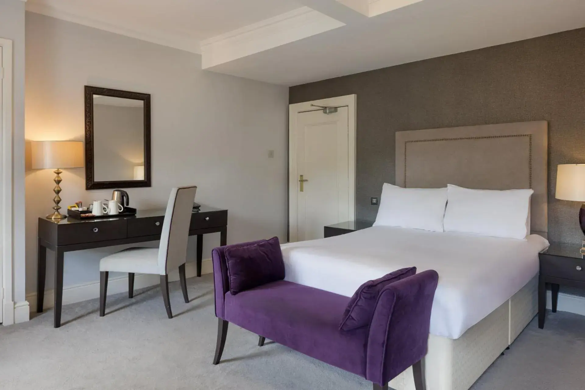 Superior Double Room in New Bath Hotel & Spa Superior Double Room in New Bath Hotel & Spa
