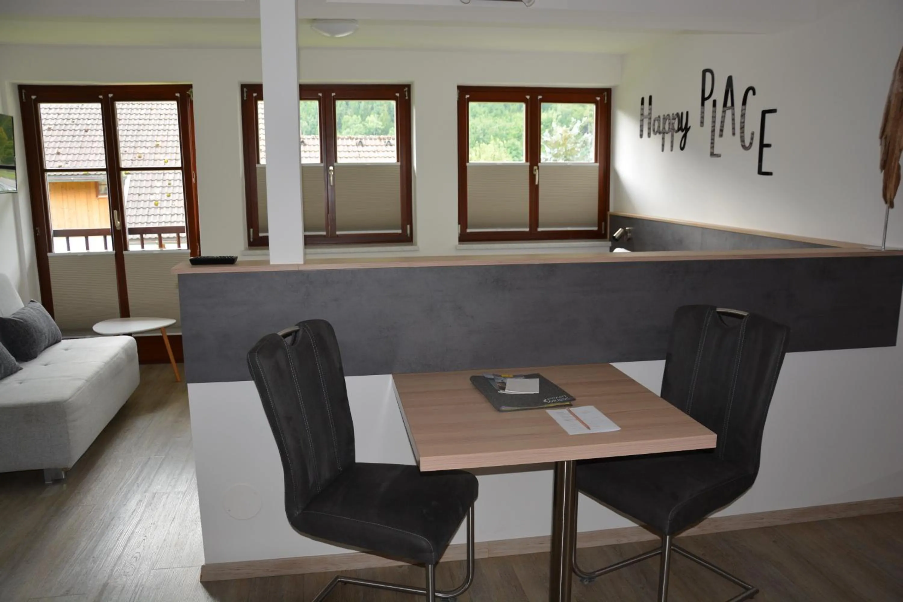 Photo of the whole room in Appart Weisse Urlauben am Wolfgangsee