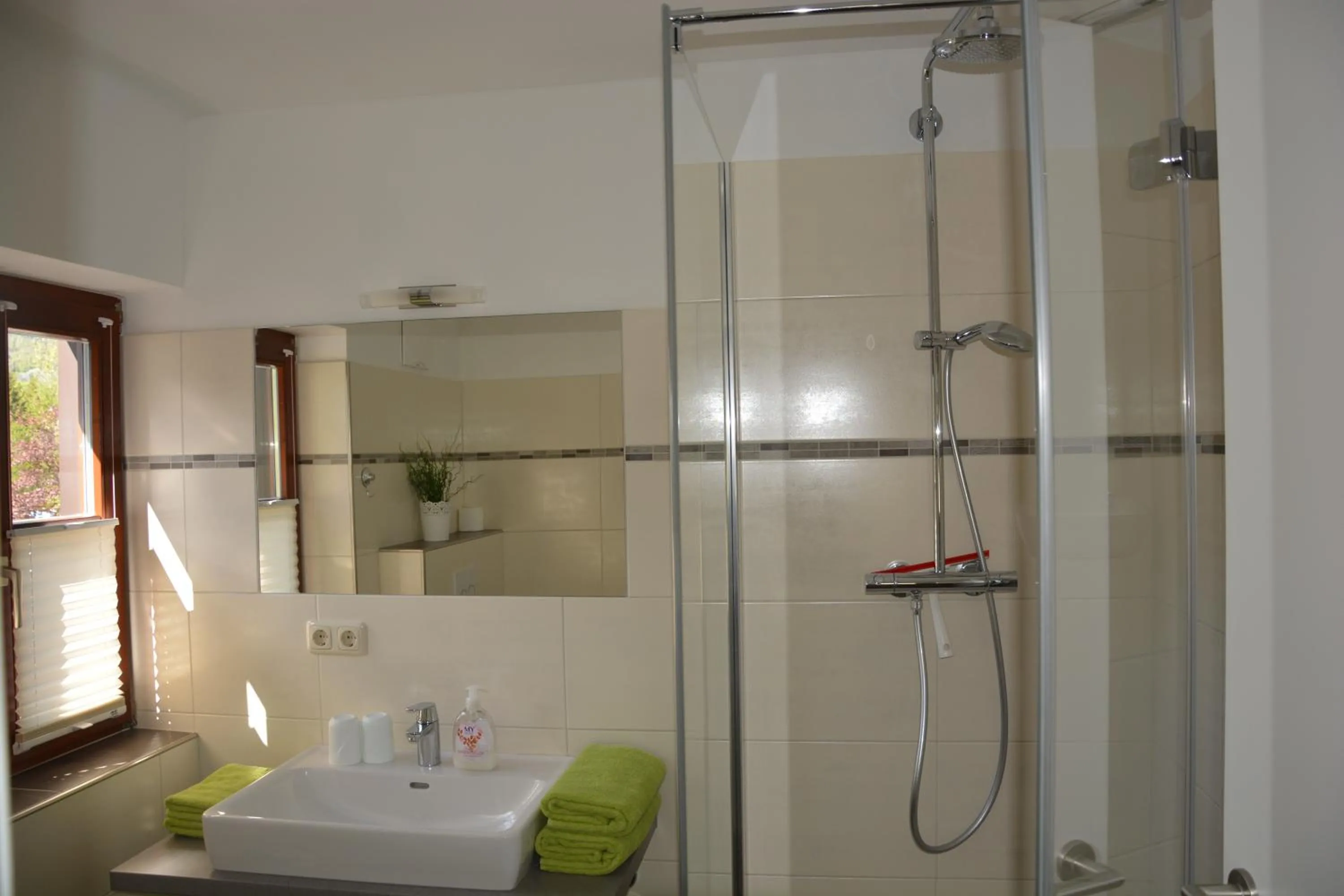 Shower in Appart Weisse Urlauben am Wolfgangsee