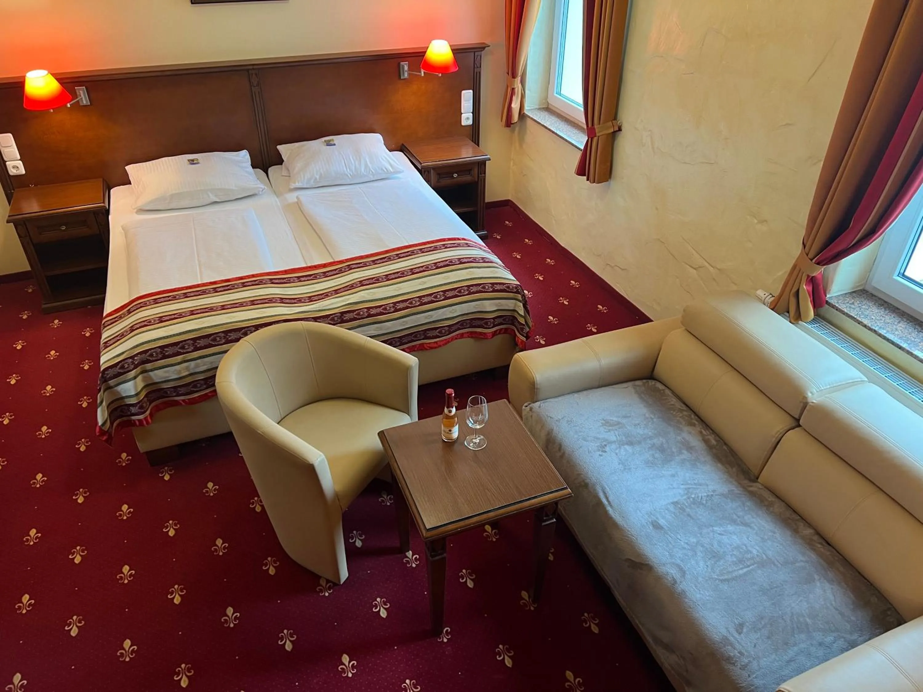 Bed in Hotel Medaillon