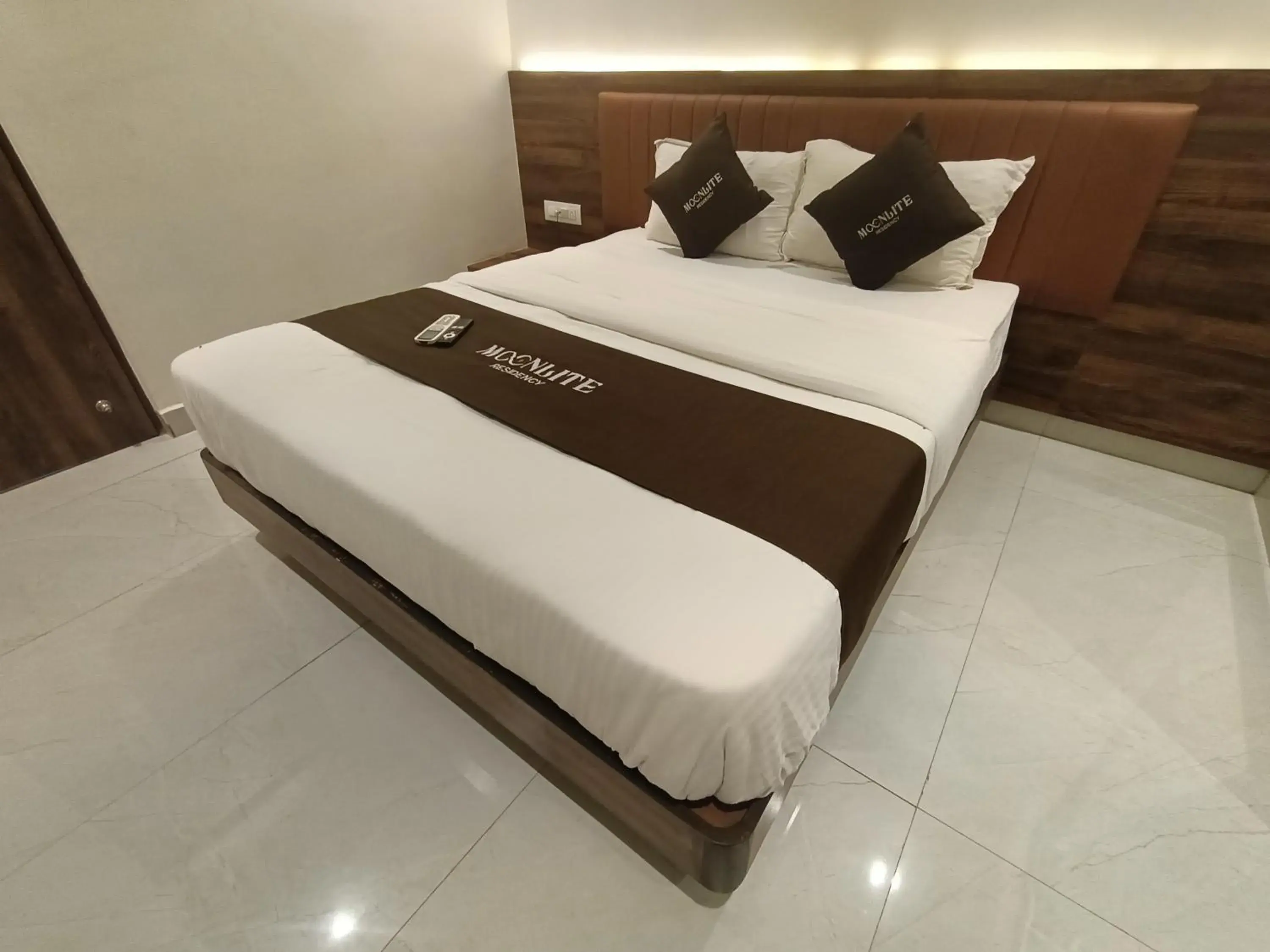 Bed in HOTEL MOON LITE RESIDENCY - Marve Road Malad West Bed in HOTEL MOON LITE RESIDENCY - Marve Road Malad West