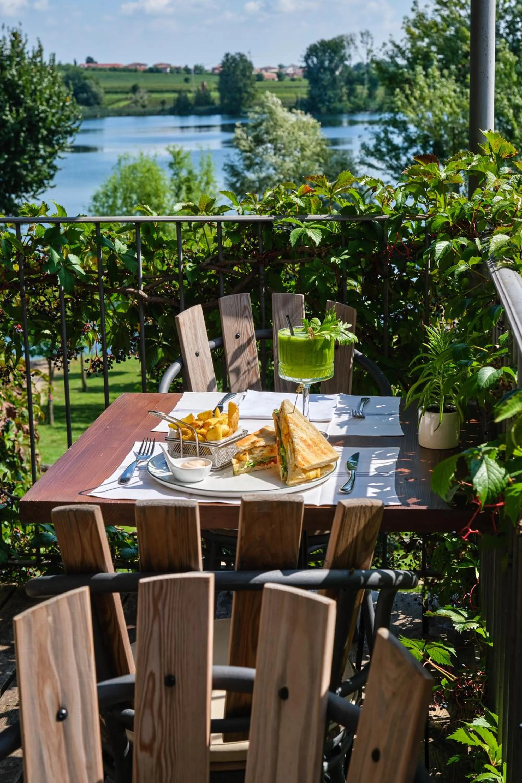 Restaurant/places to eat in Le Ali Del Frassino