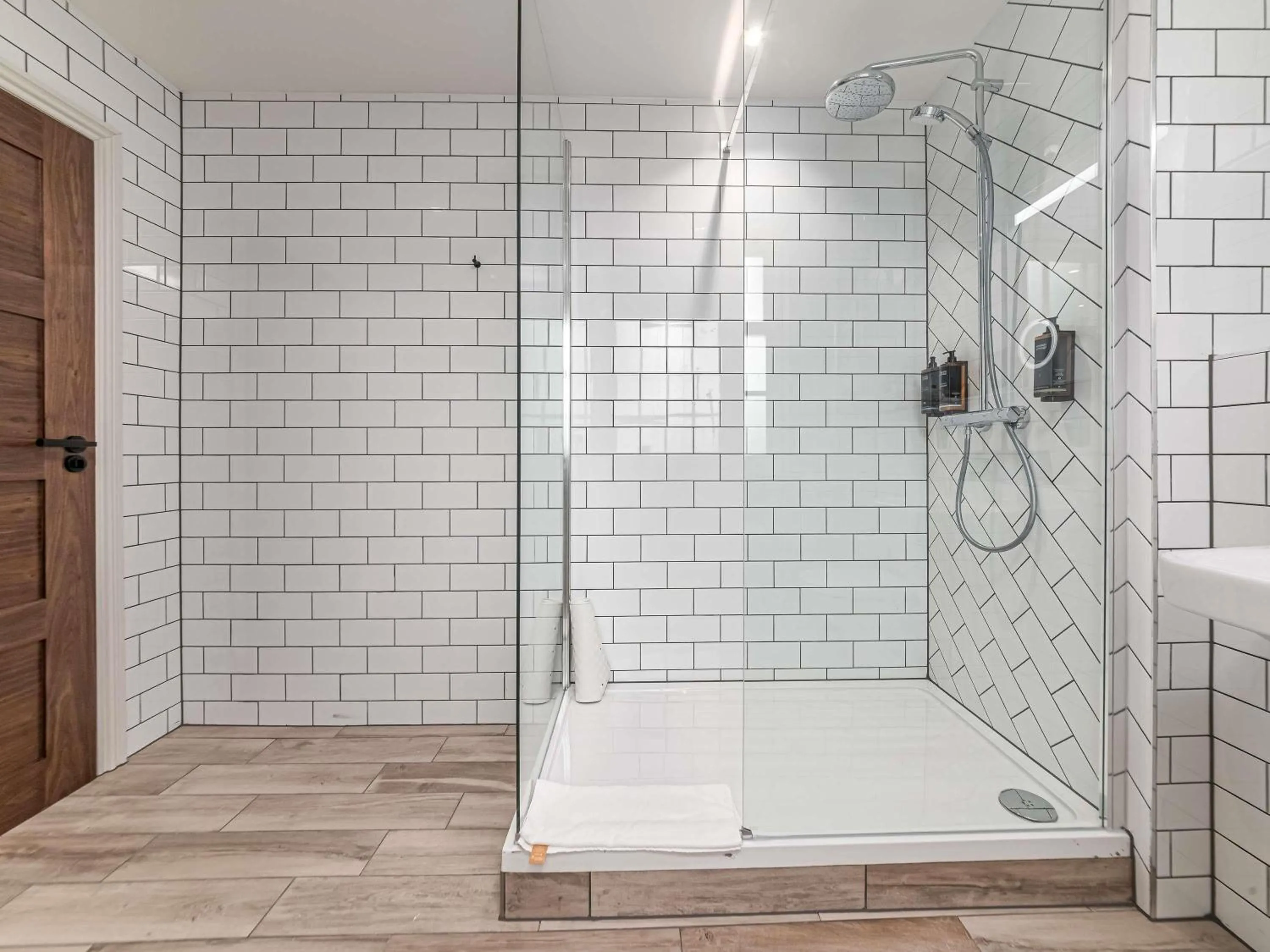 Bedroom in Mercure Salisbury White Hart Hotel & Apartments