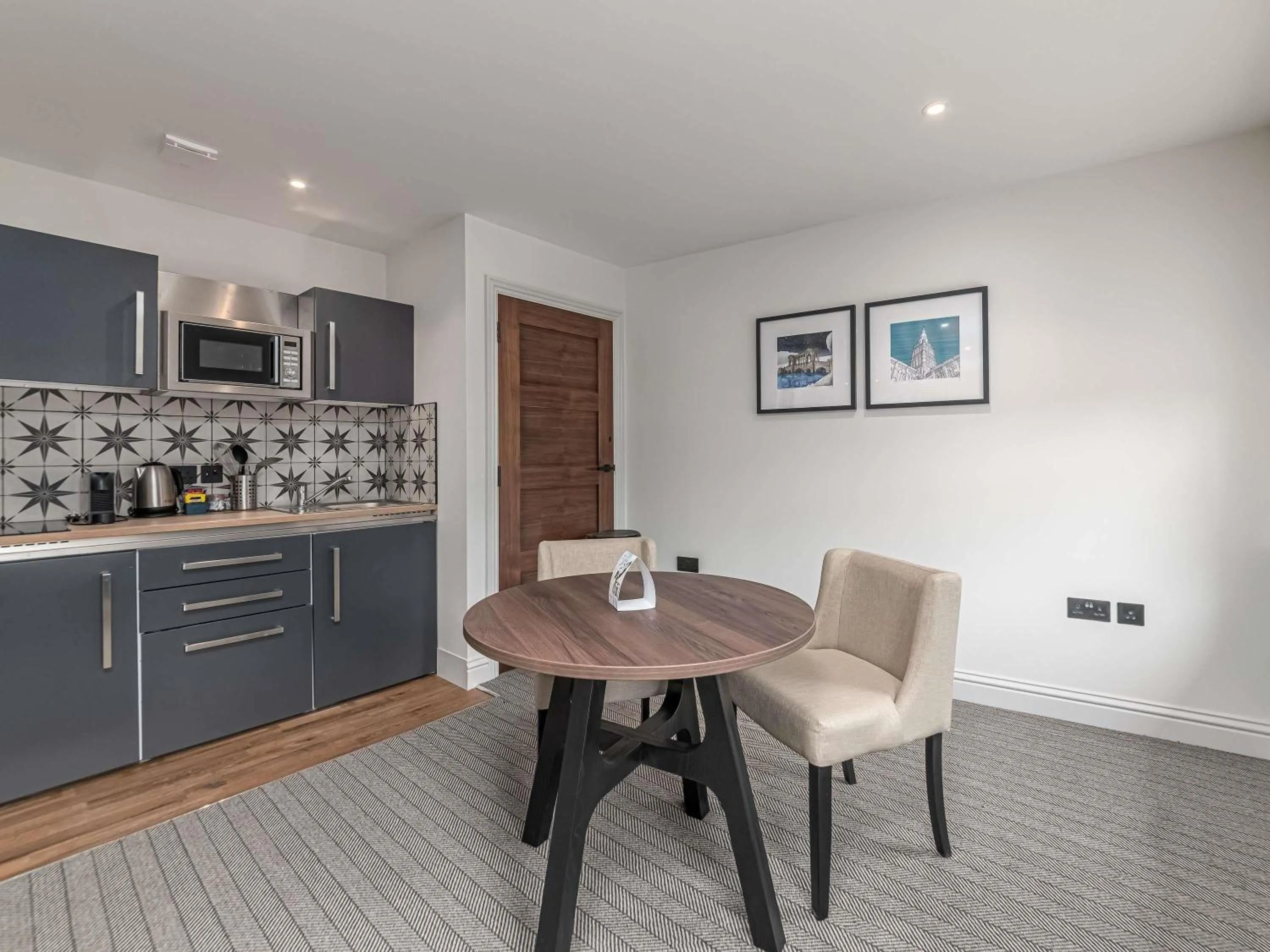 Bedroom in Mercure Salisbury White Hart Hotel & Apartments