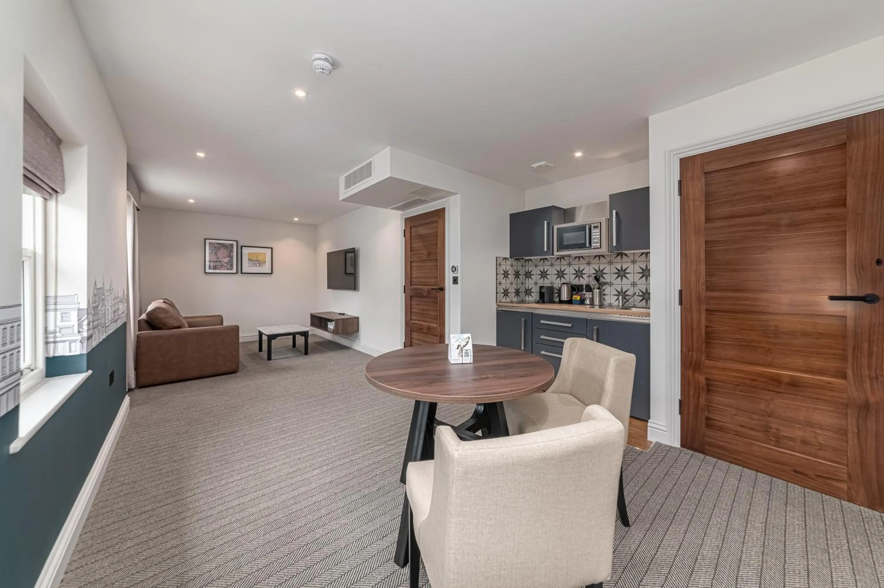 Bed in Mercure Salisbury White Hart Hotel & Apartments