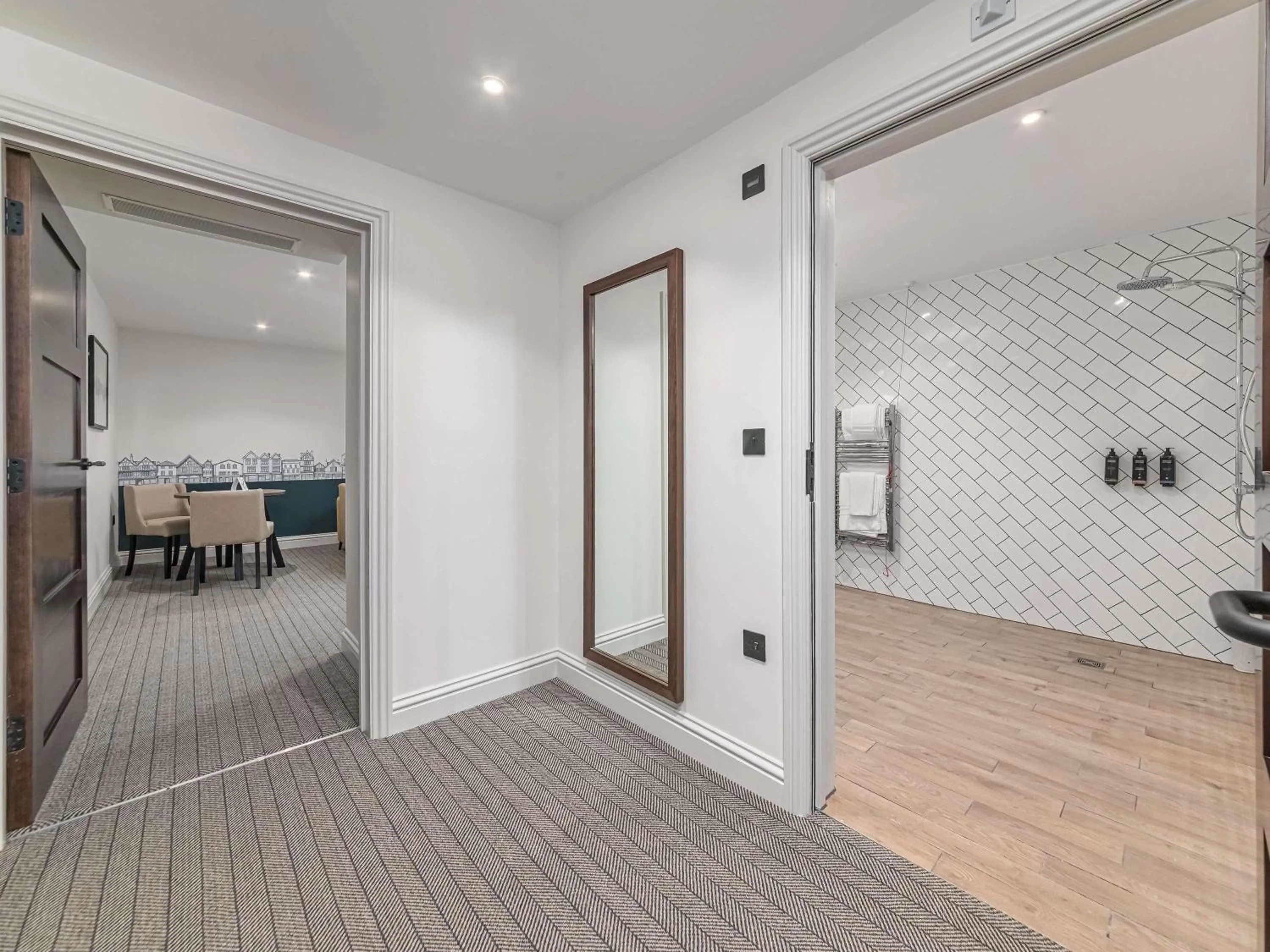 Bedroom in Mercure Salisbury White Hart Hotel & Apartments