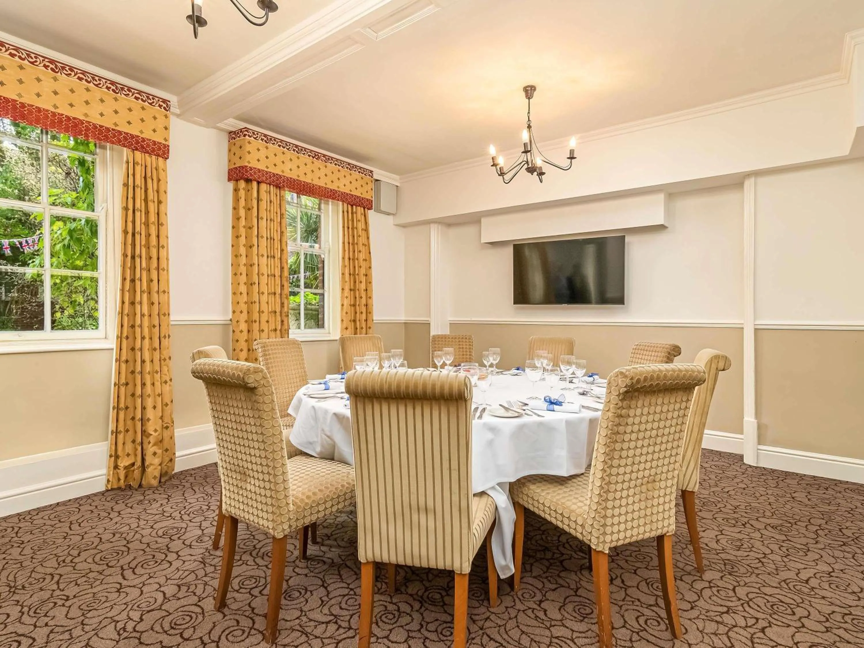 Meeting/conference room in Mercure Salisbury White Hart Hotel & Apartments