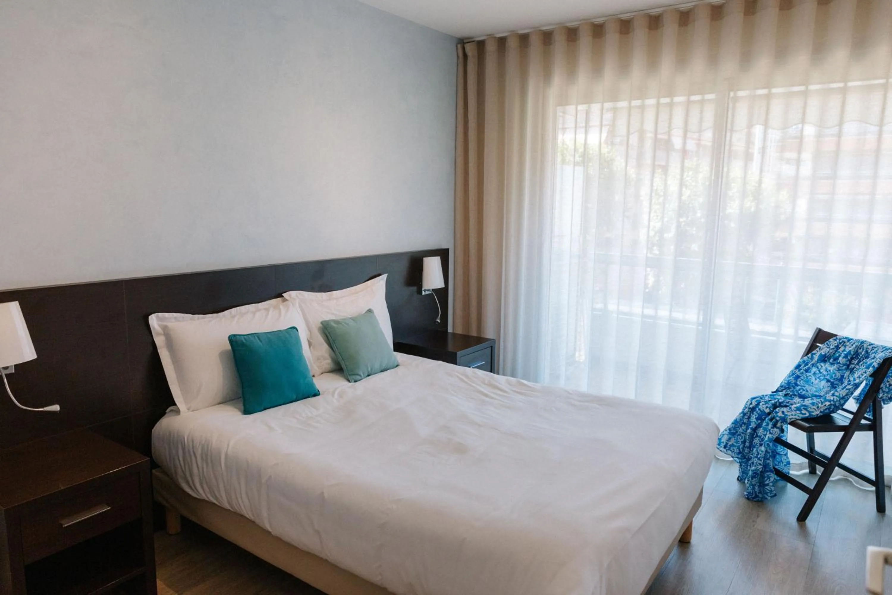 Bed in Résidence Châteauneuf