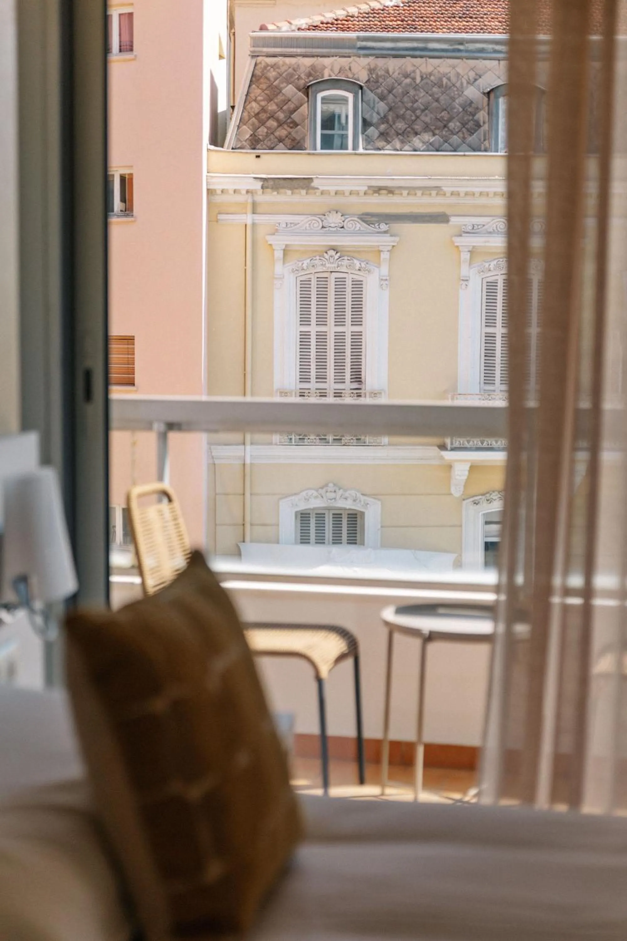 Photo of the whole room, Bed in Résidence Châteauneuf