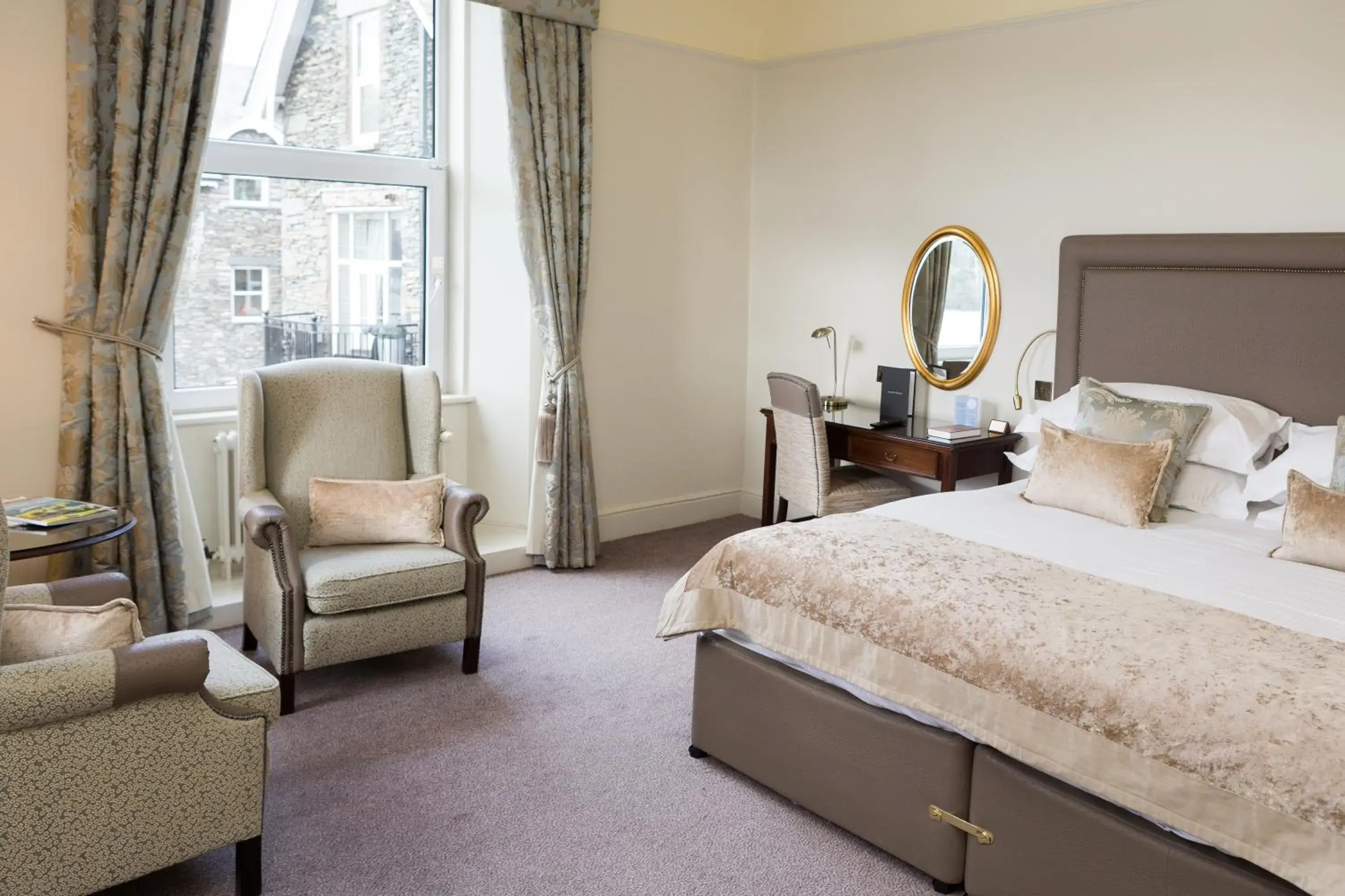 Photo of the whole room, Bed in Macdonald Old England Hotel & Spa Photo of the whole room, Bed in Macdonald Old England Hotel & Spa