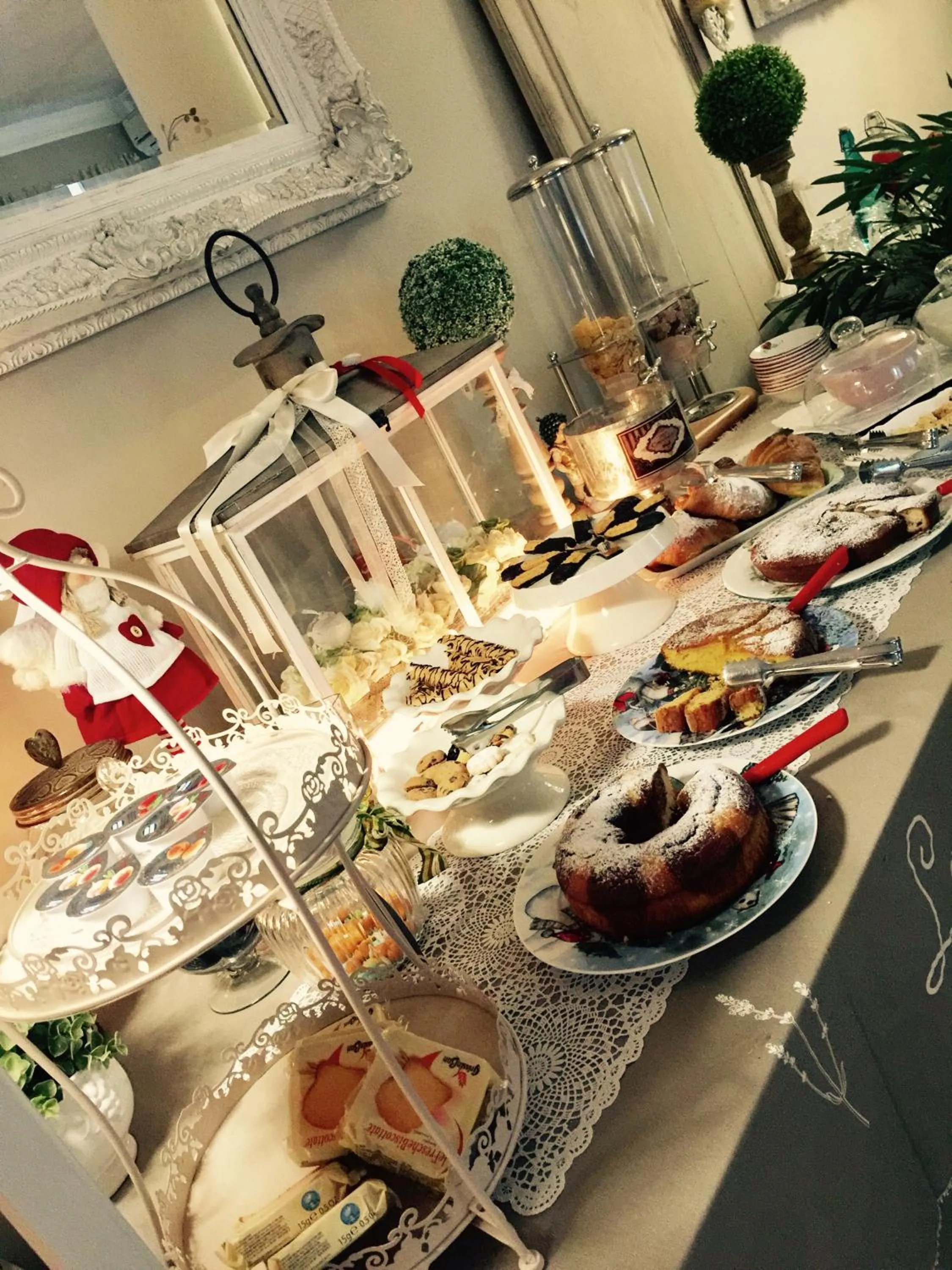 Buffet breakfast in B&B Sul Garda