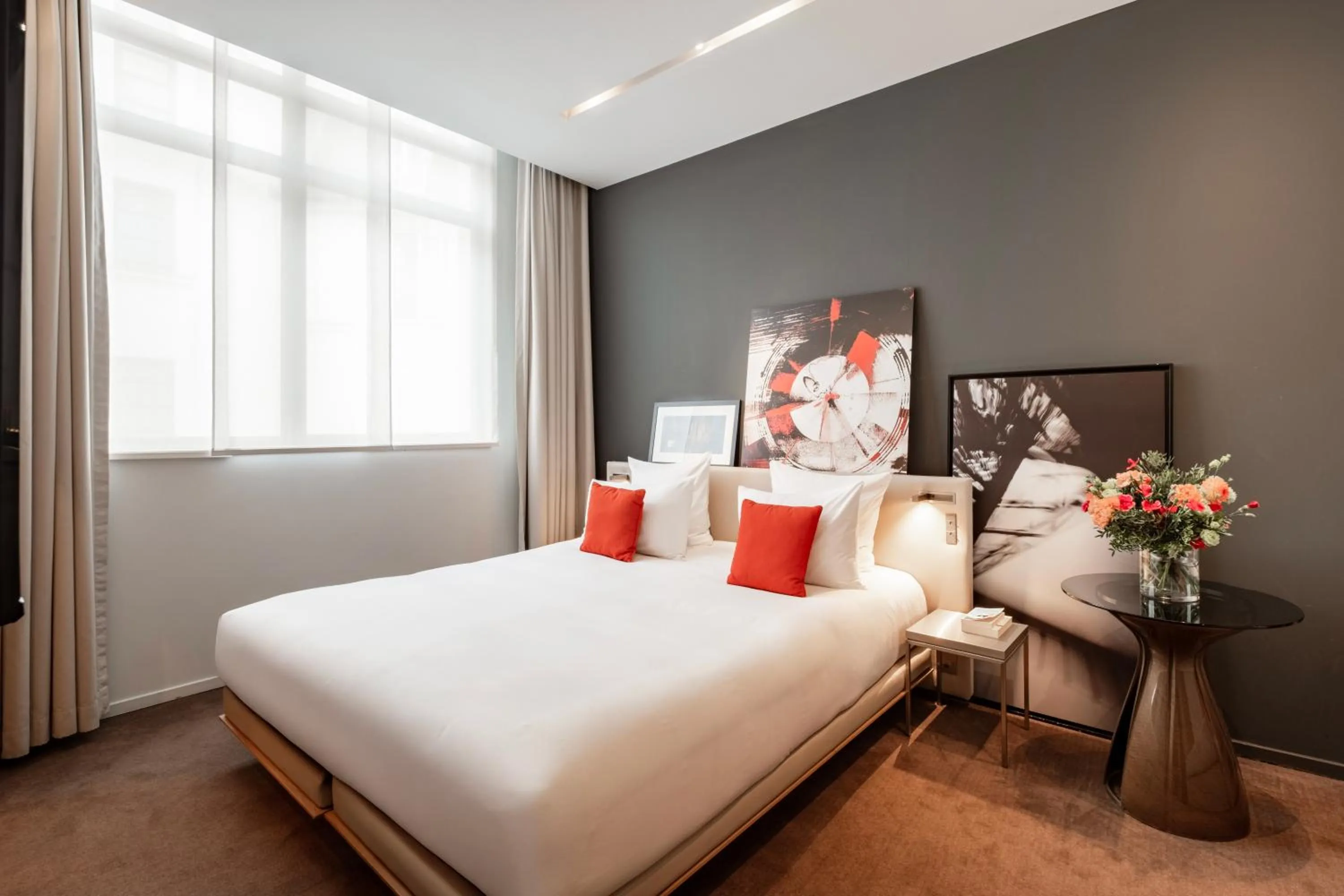 Bedroom, Bed in Le Cinq Codet