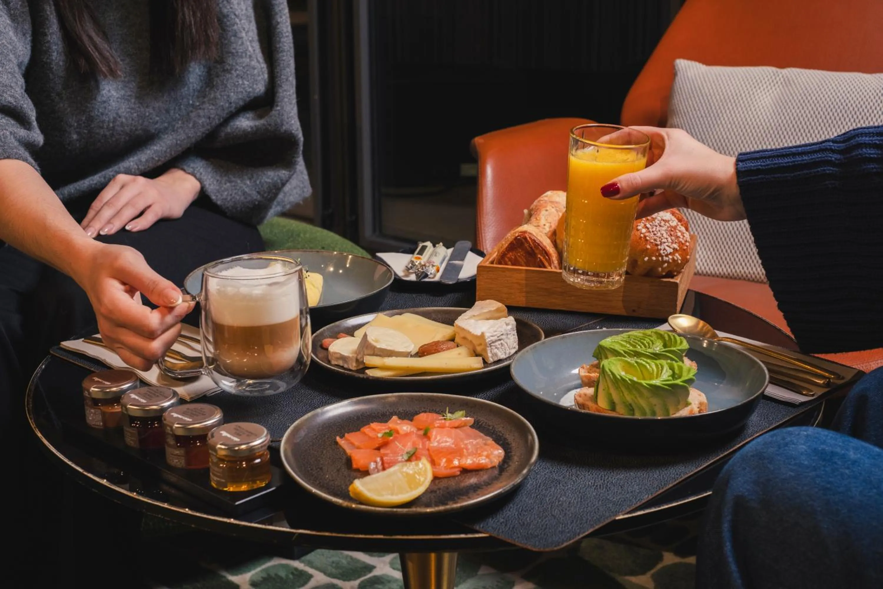 Breakfast in Le Cinq Codet