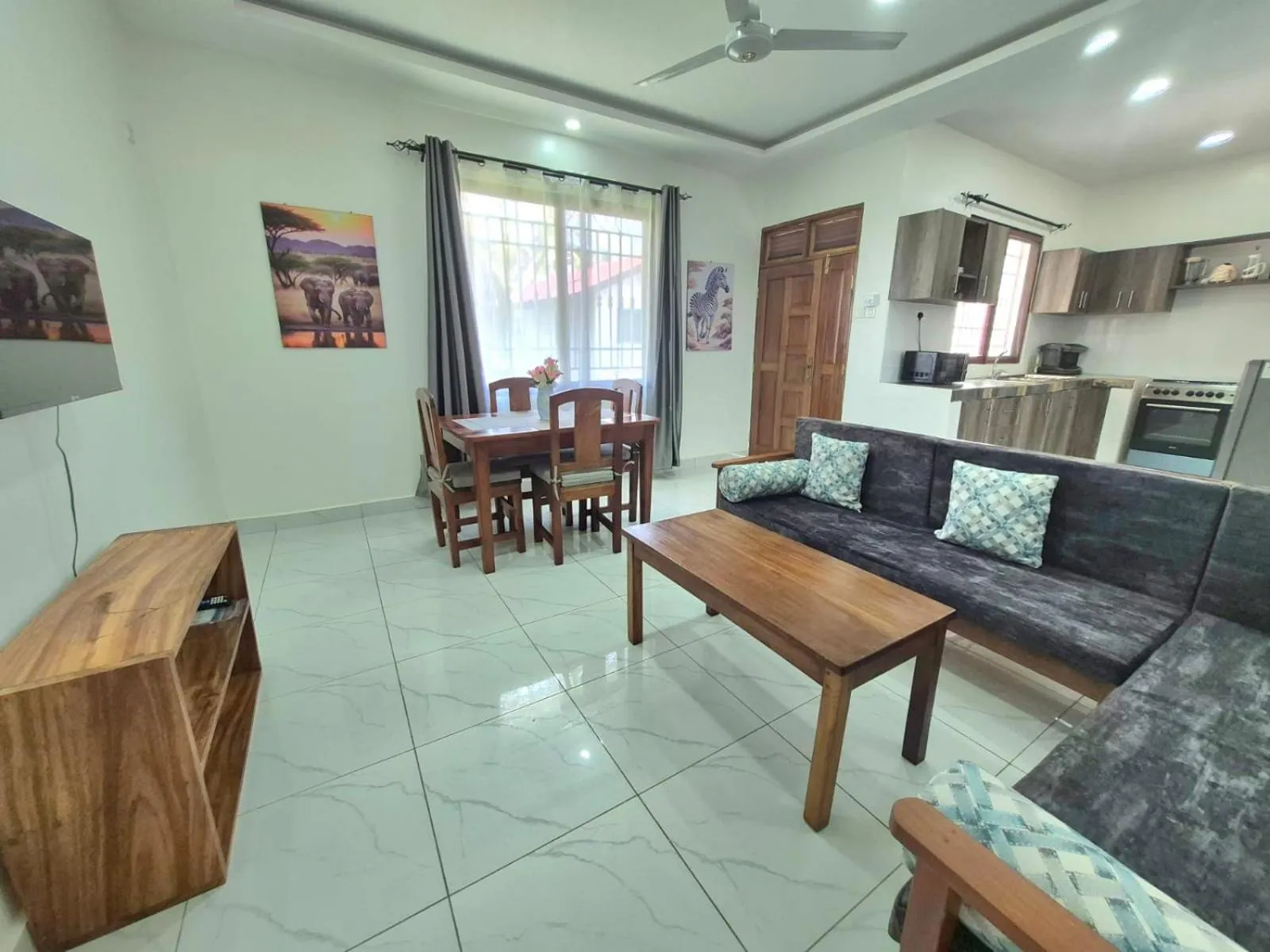 Kitchen or kitchenette in African Dream Cottages - Diani Beach