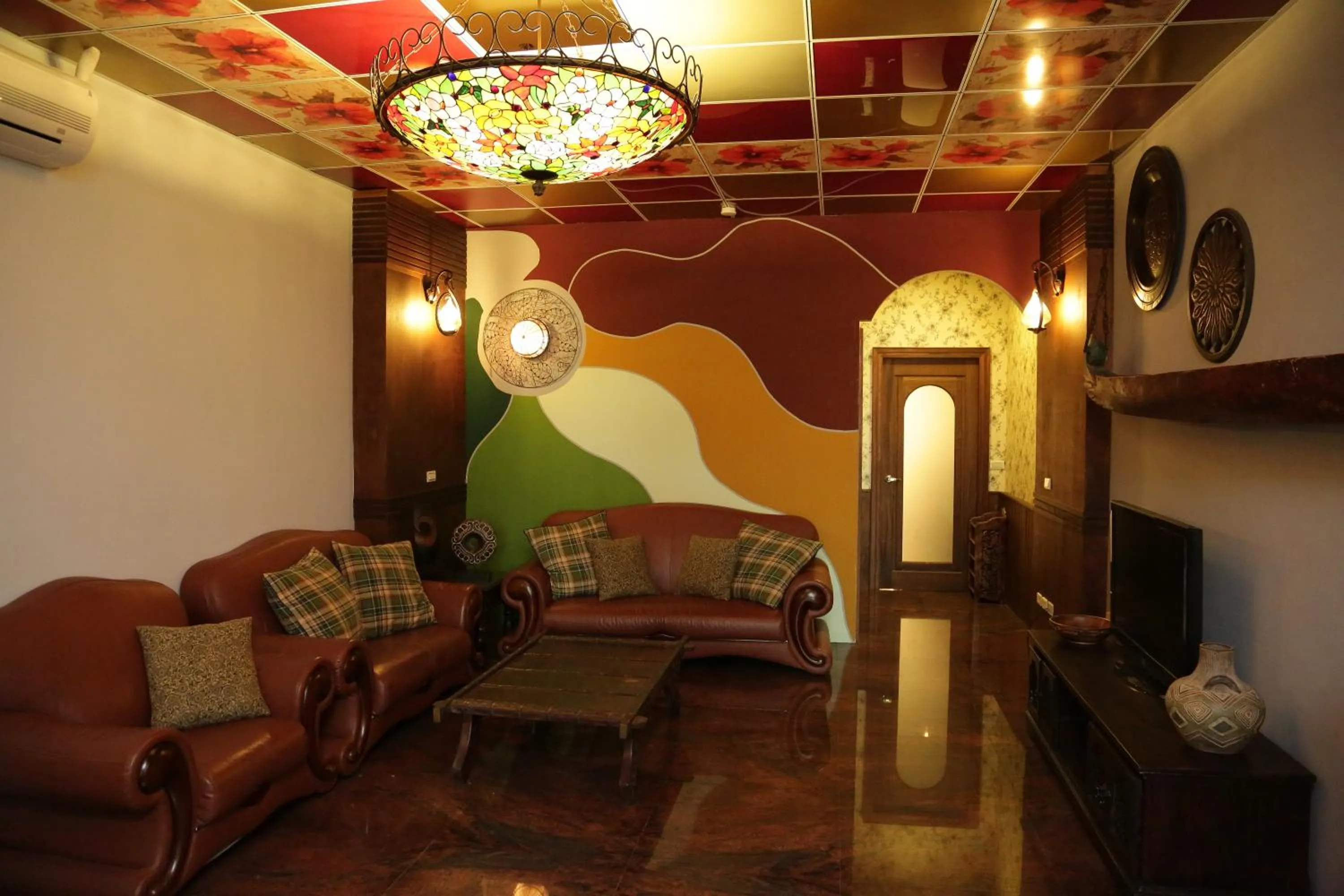 Living room in Zhong Shan 330