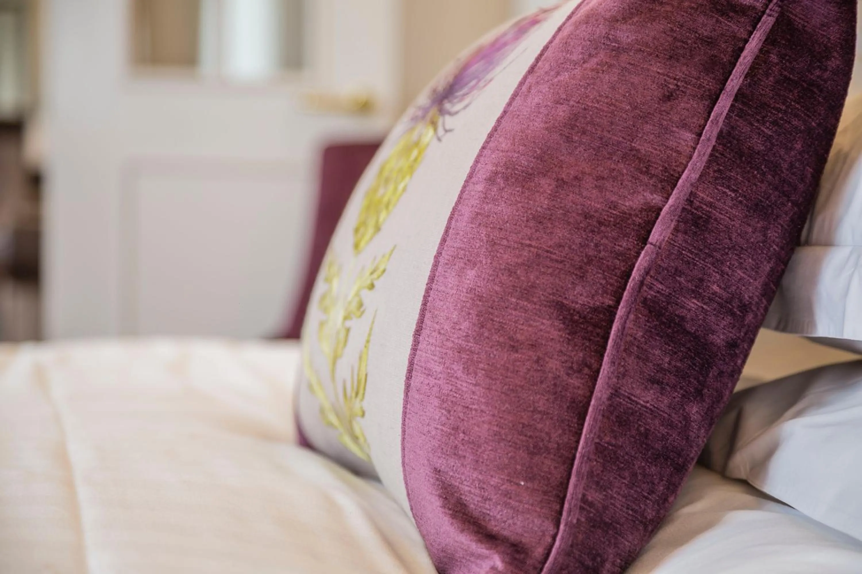 Other, Bed in Swan's Nest Hotel