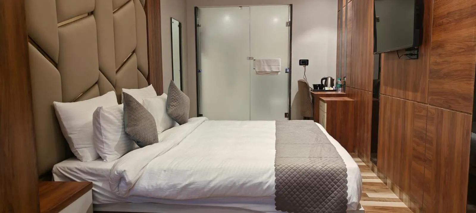 Bed in HOTEL GOLDEN PEACOCK