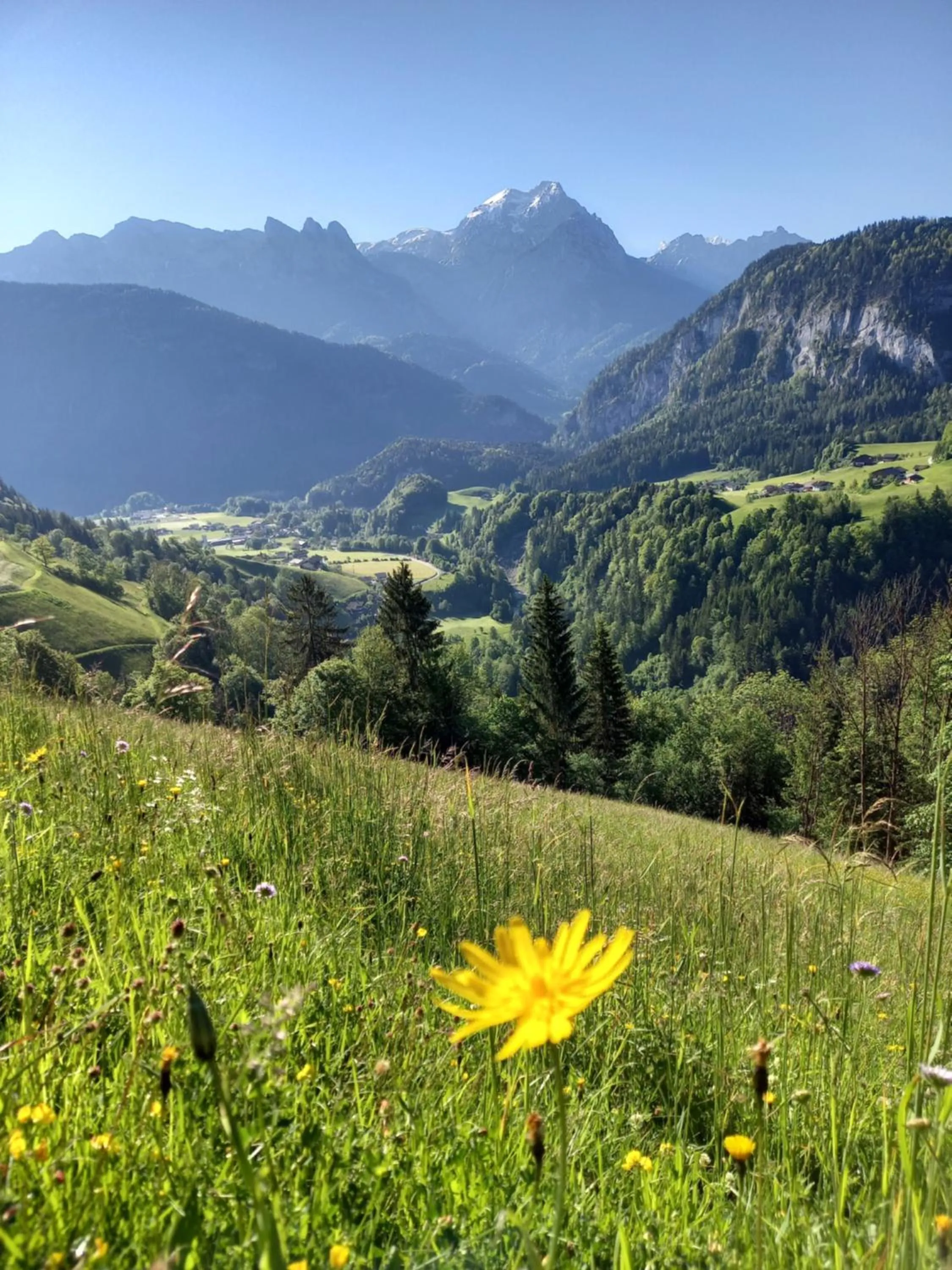 Hiking in Dorfcafe Unken Hotelpension sWirtshaus im Dorf
