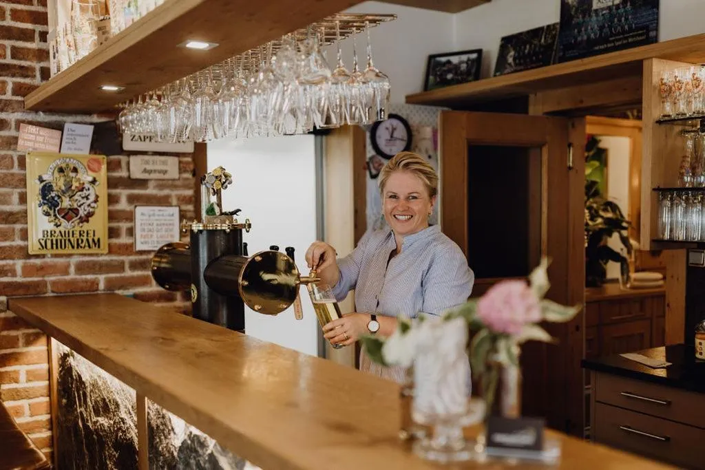 Restaurant/places to eat in Dorfcafe Unken Hotelpension sWirtshaus im Dorf