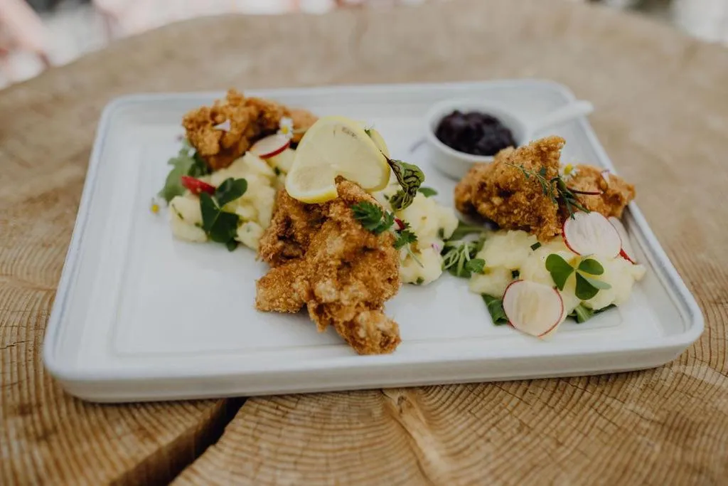 Restaurant/places to eat in Dorfcafe Unken Hotelpension sWirtshaus im Dorf