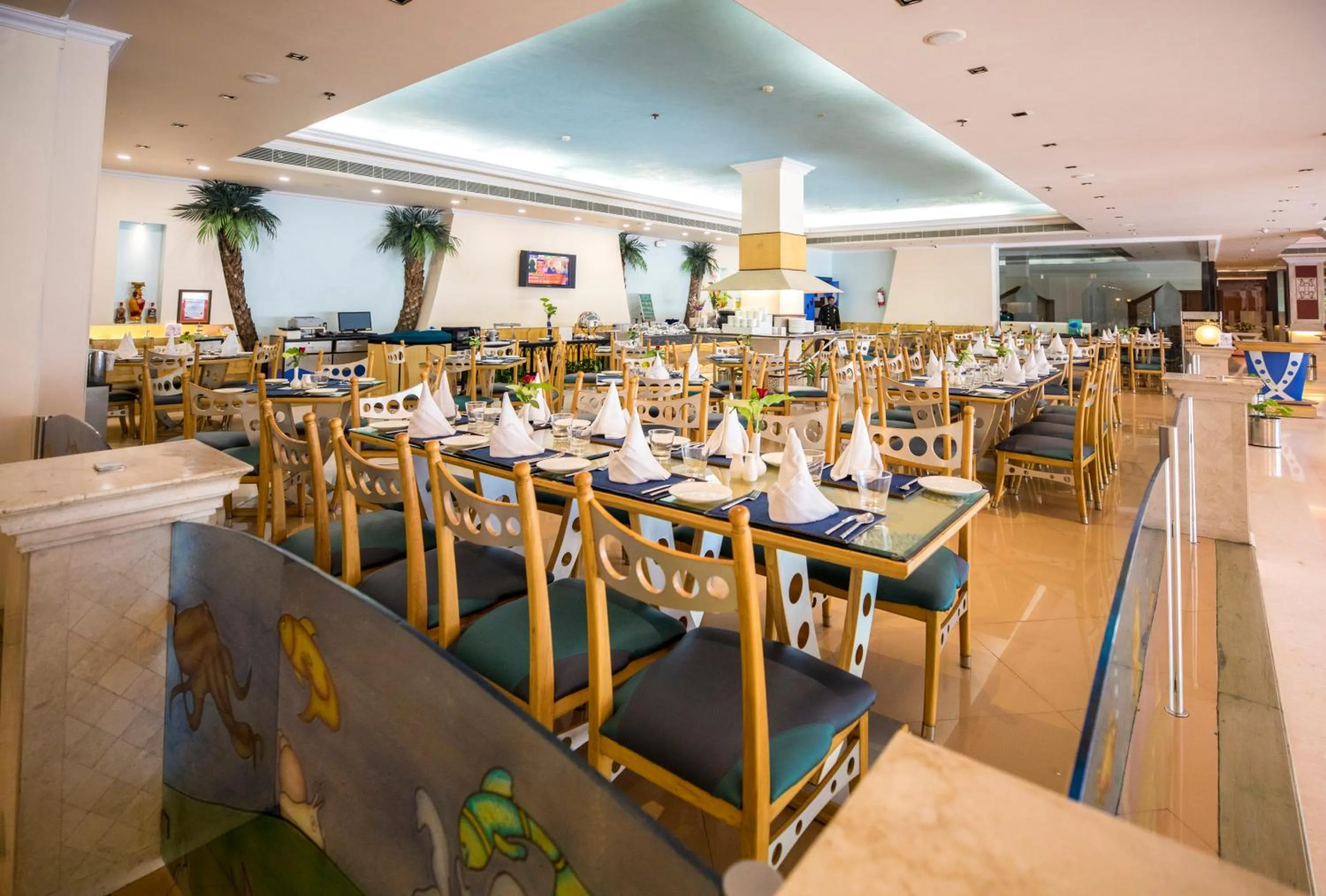 Restaurant/places to eat in The Piccadily