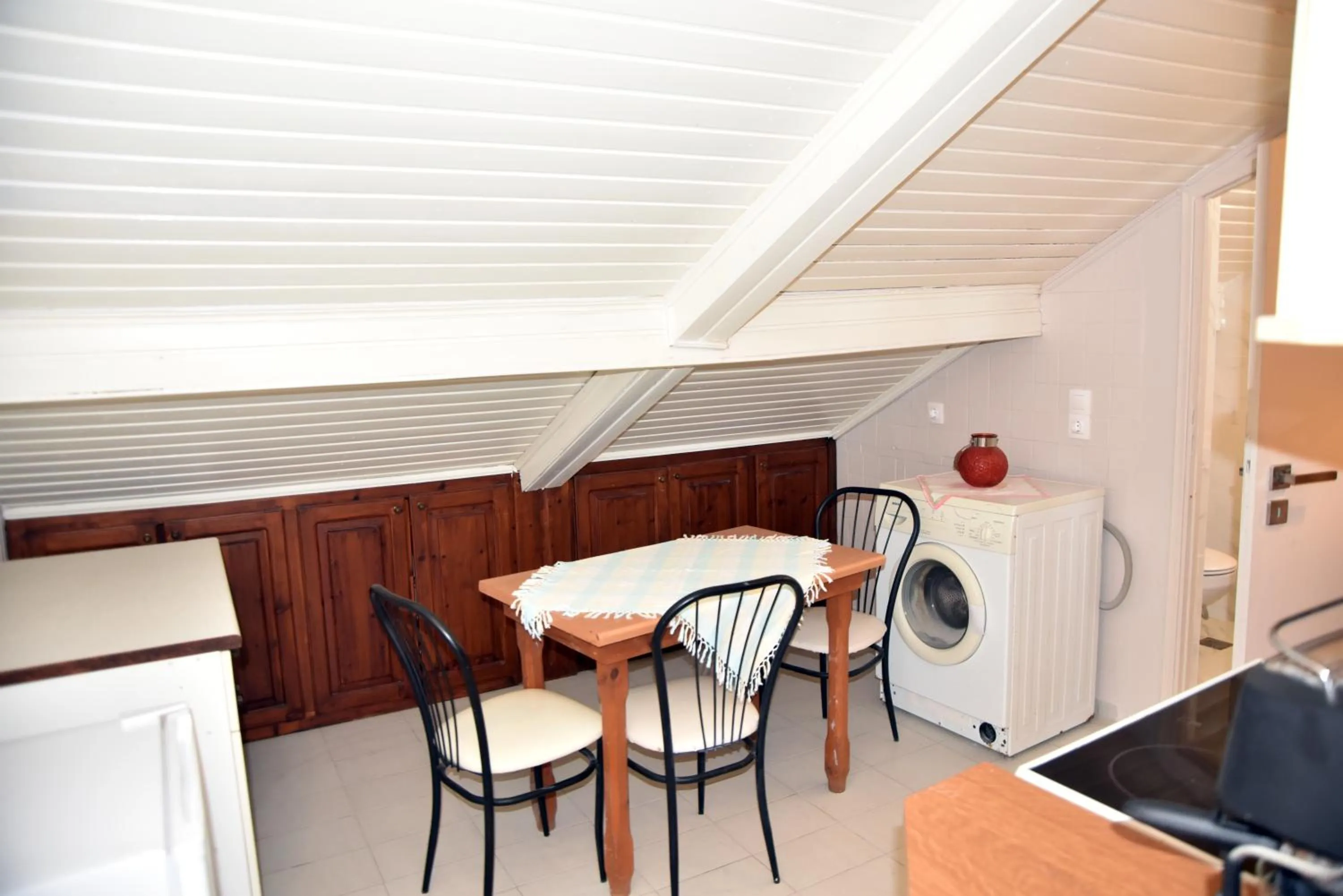 Kitchen or kitchenette in Jimmy's Apartments