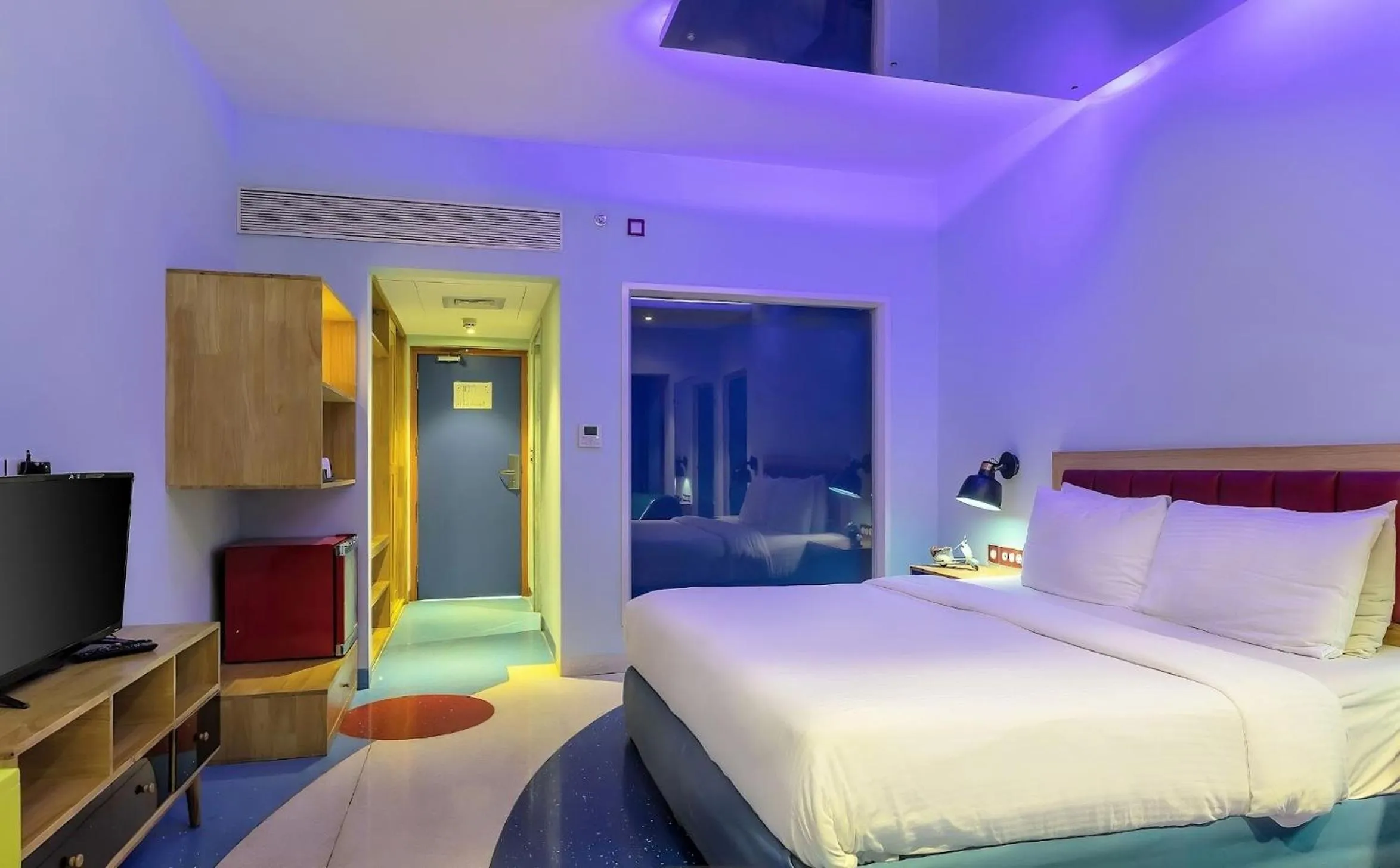 Bedroom, Bed in Sandoz Vagator Goa