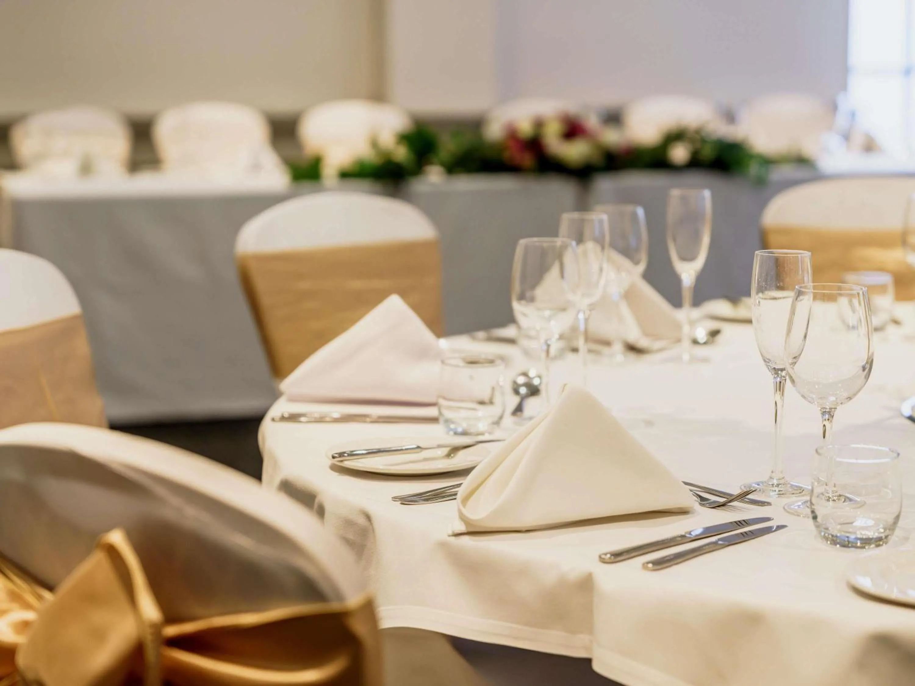 wedding in Mercure Exeter Southgate Hotel