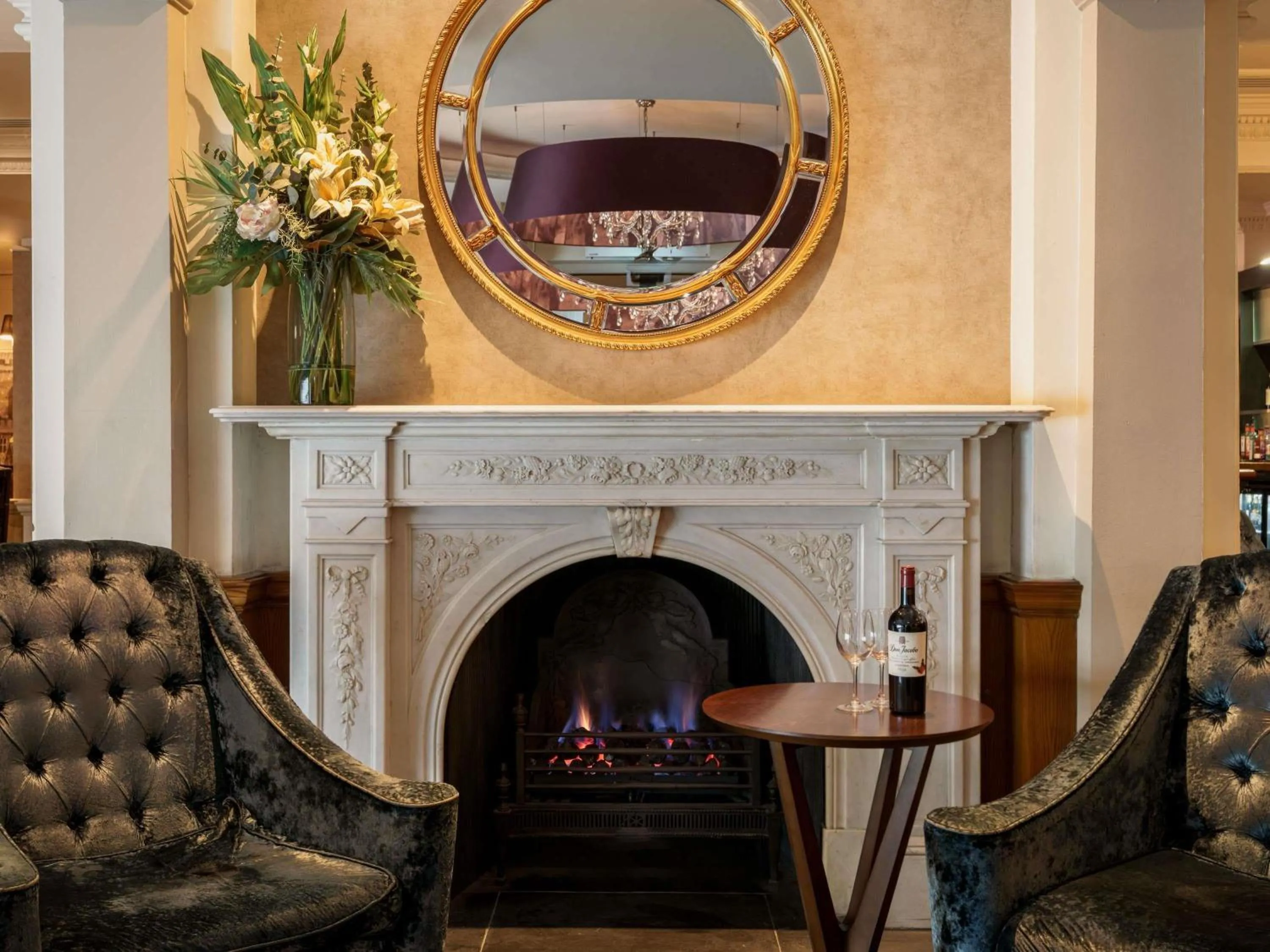 Property building in Mercure Exeter Southgate Hotel