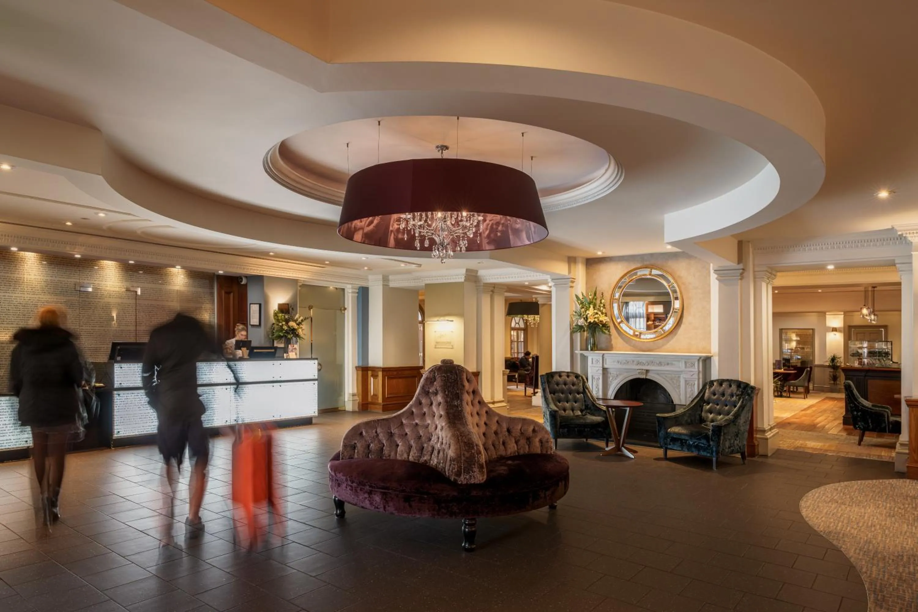 Lobby or reception in Mercure Exeter Southgate Hotel