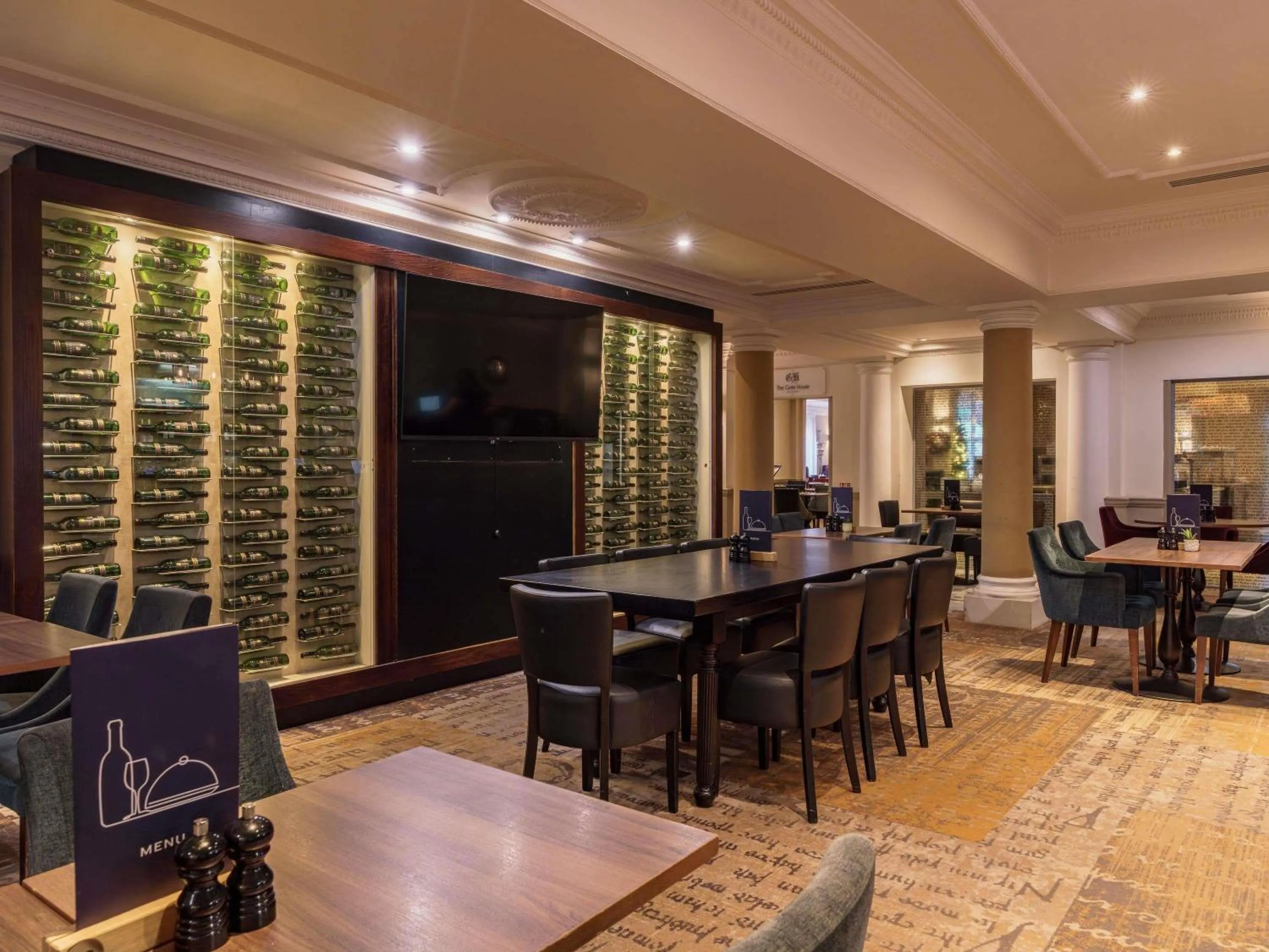 Lounge or bar in Mercure Exeter Southgate Hotel