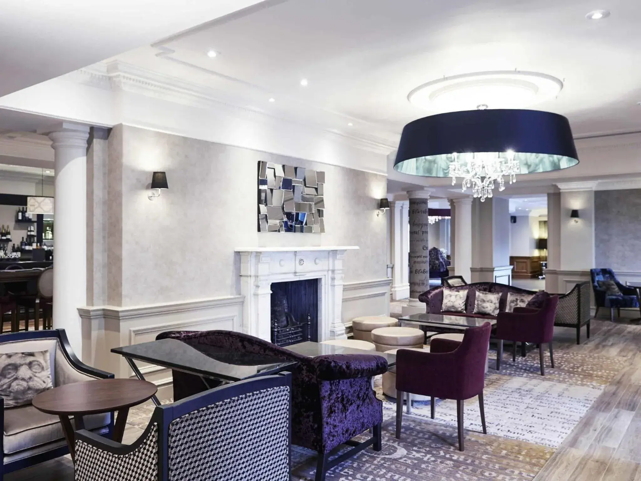 Lounge or bar in Mercure Exeter Southgate Hotel Lounge or bar in Mercure Exeter Southgate Hotel