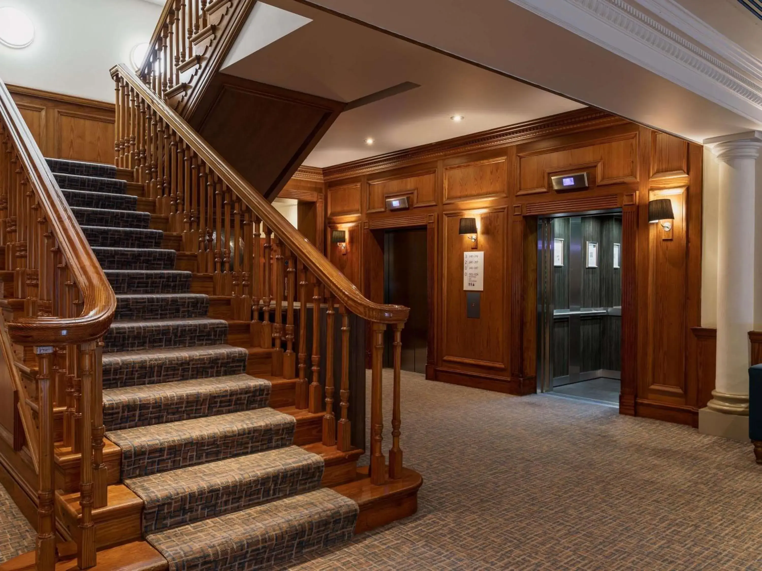 Property building in Mercure Exeter Southgate Hotel Property building in Mercure Exeter Southgate Hotel