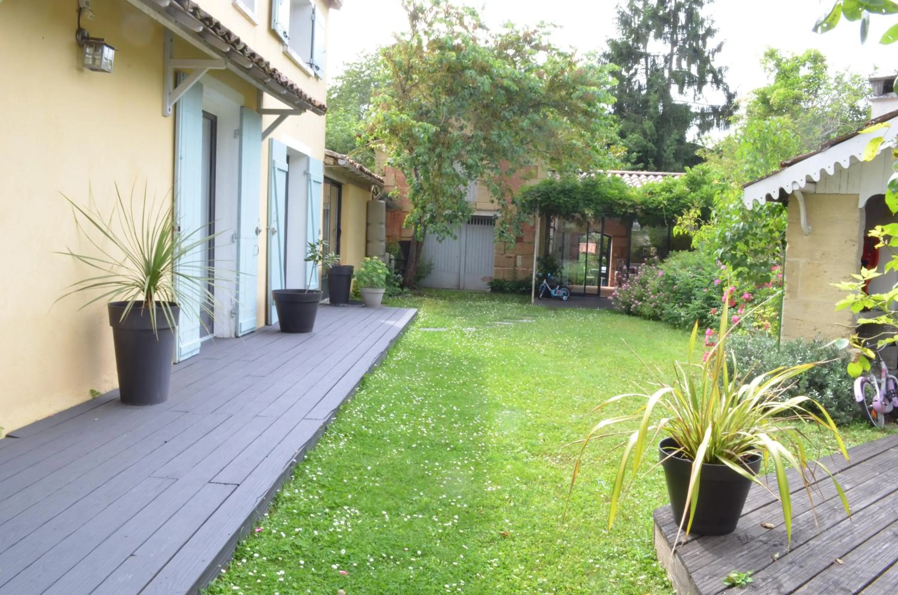 Garden in Le Jardin Secret