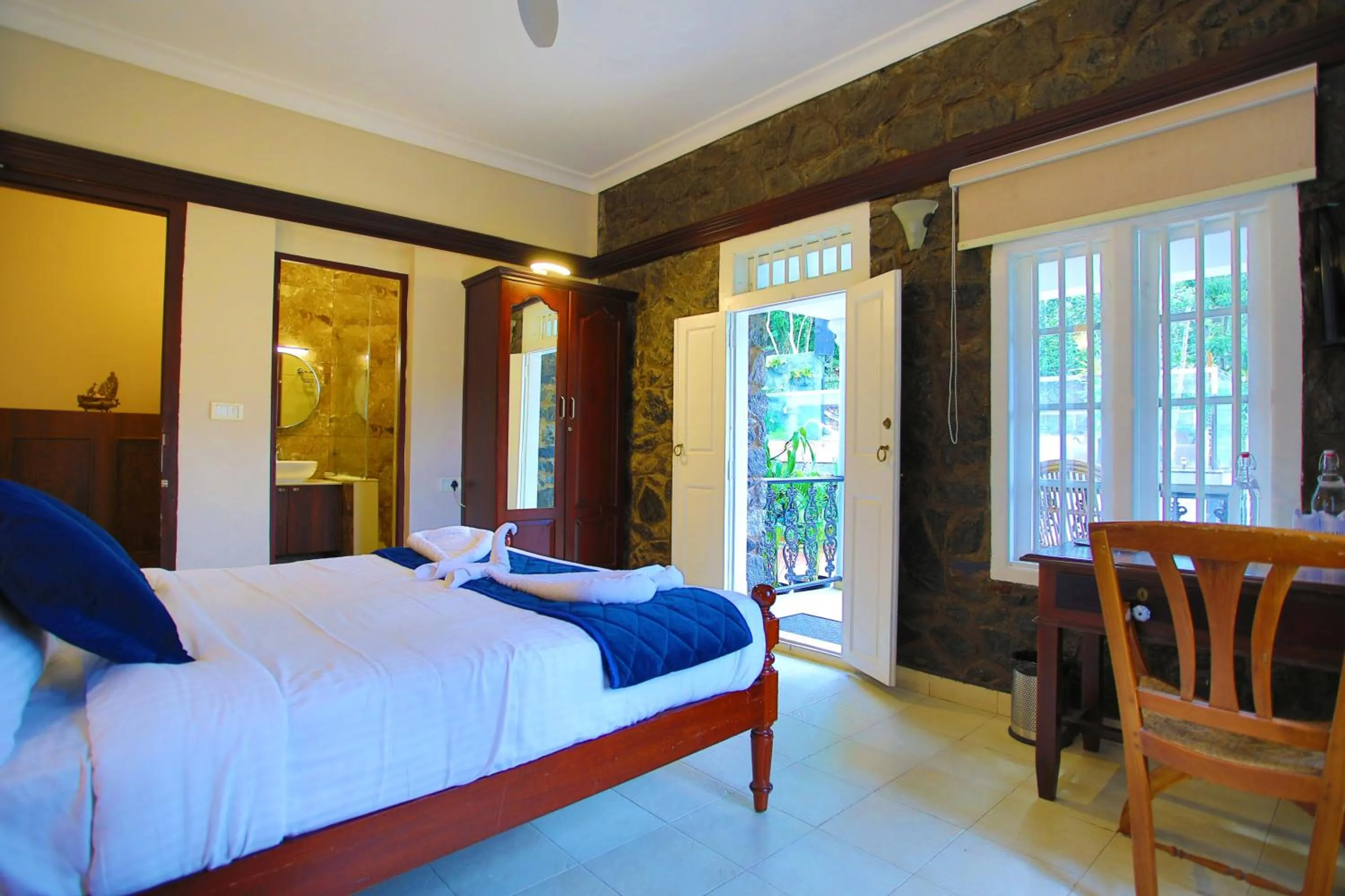 Breakfast, Bed in Chithirapuram Palace