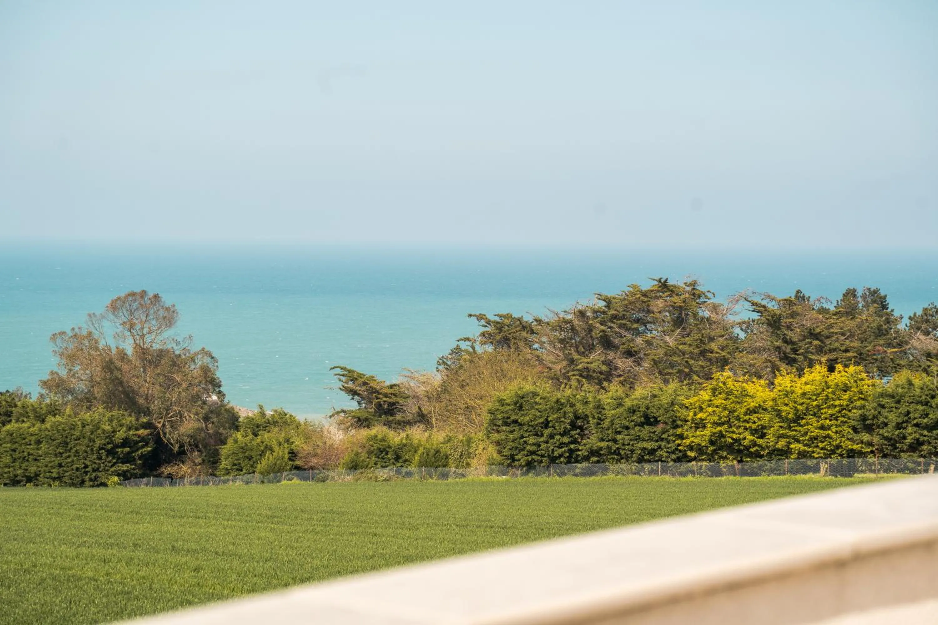 Sea view in Hôtel Le Manoir du Roselier