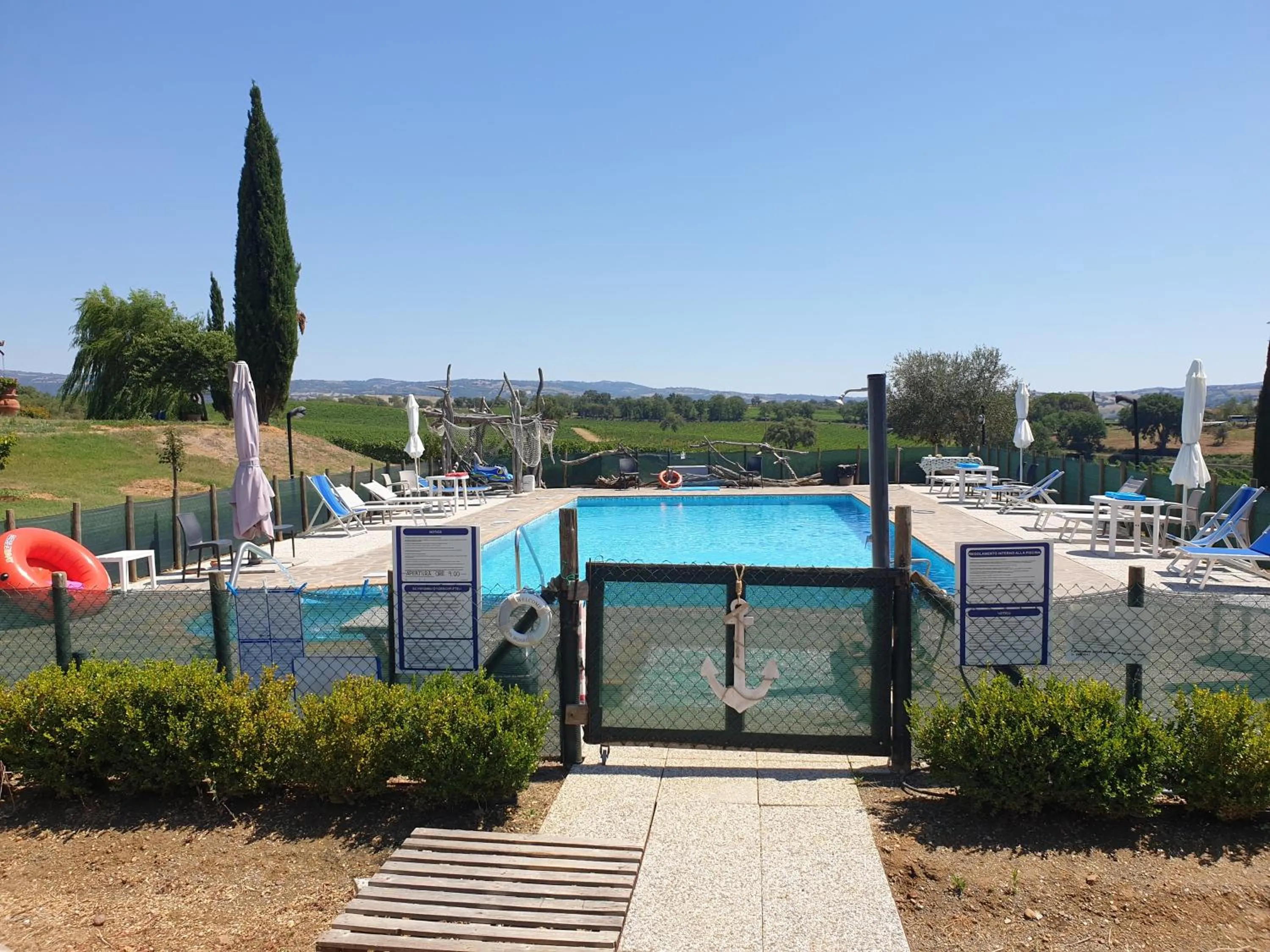Pool view in Agriturismo Diaccialone