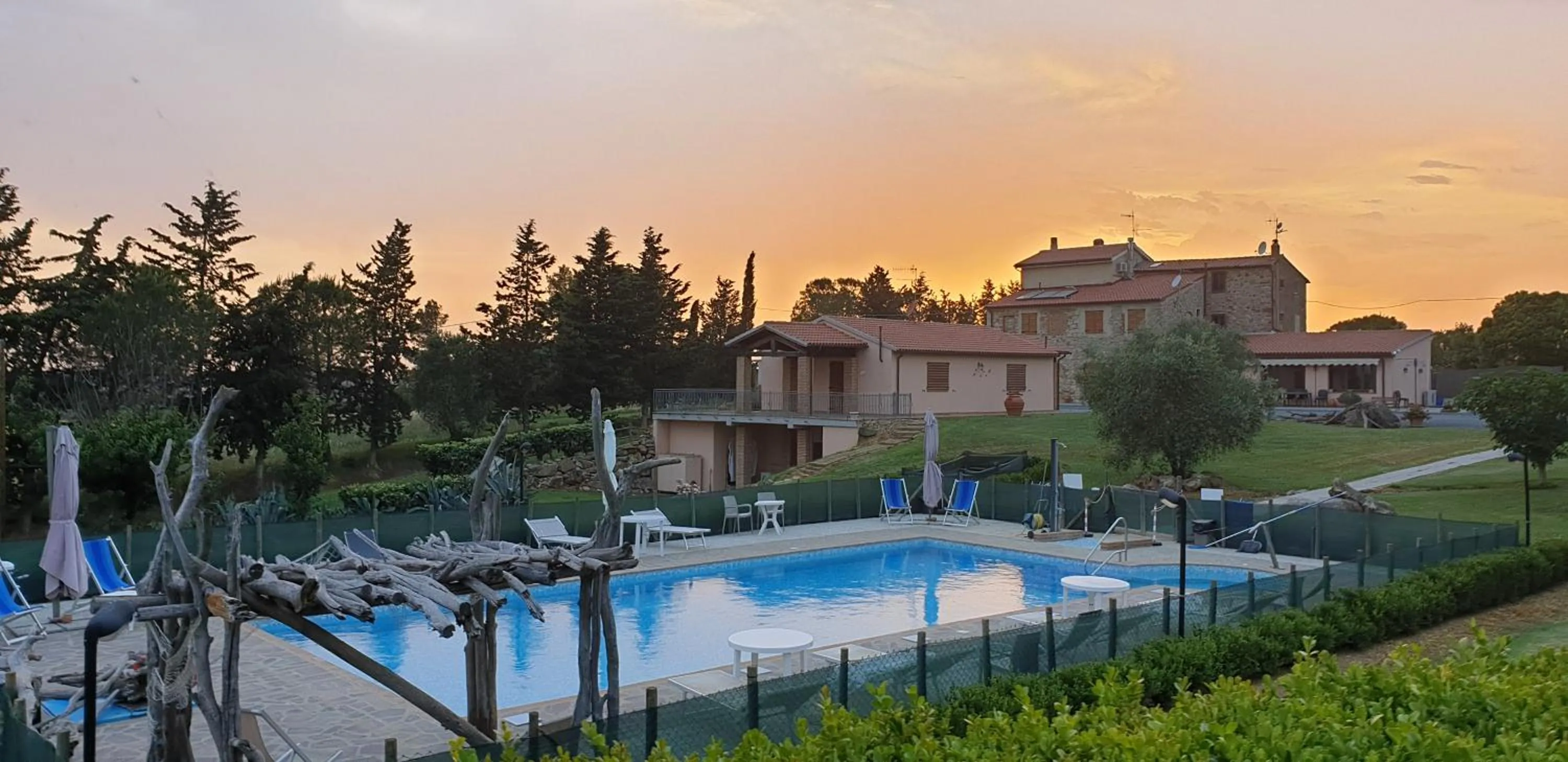 Property building in Agriturismo Diaccialone
