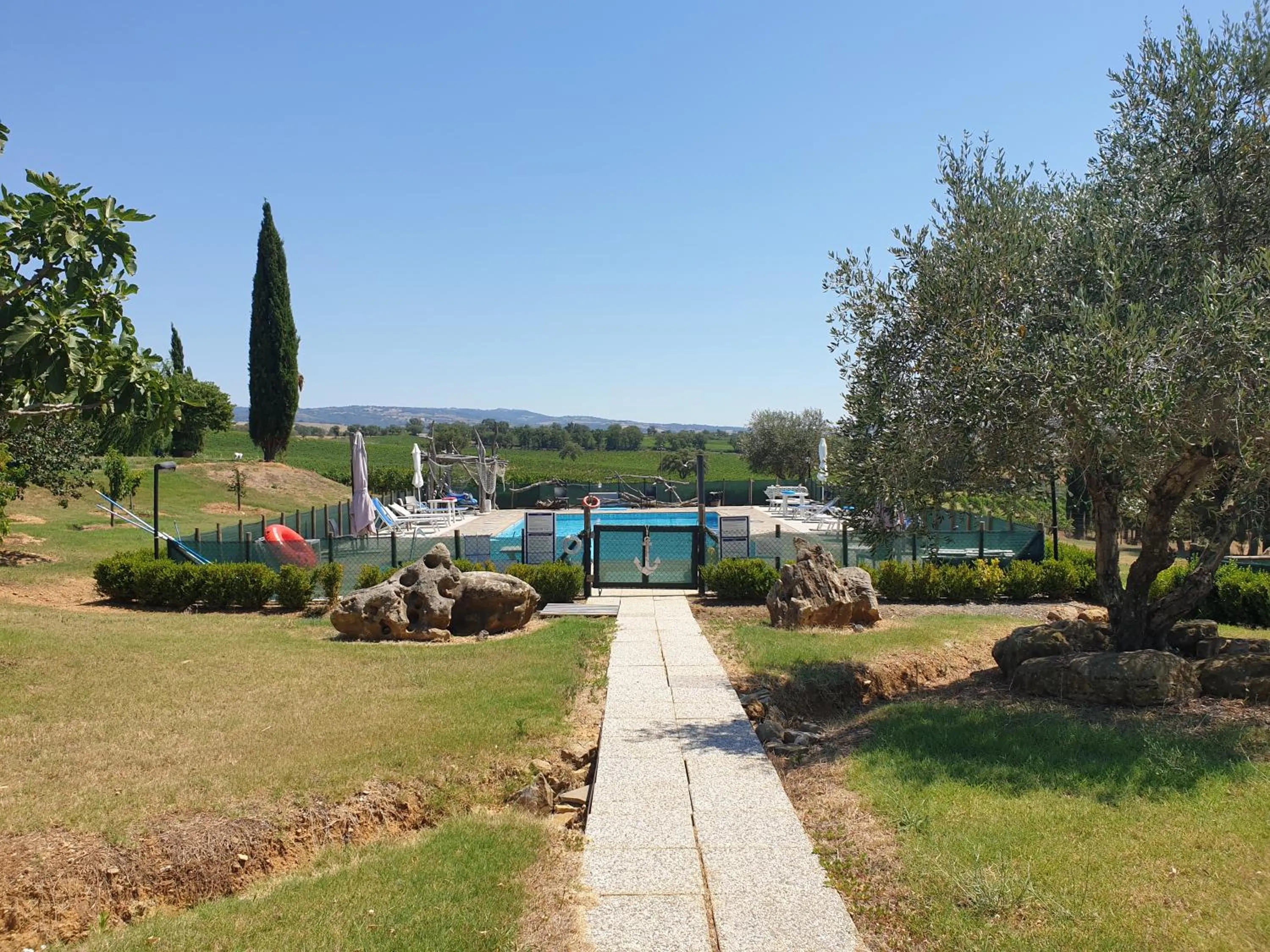 Pool view in Agriturismo Diaccialone