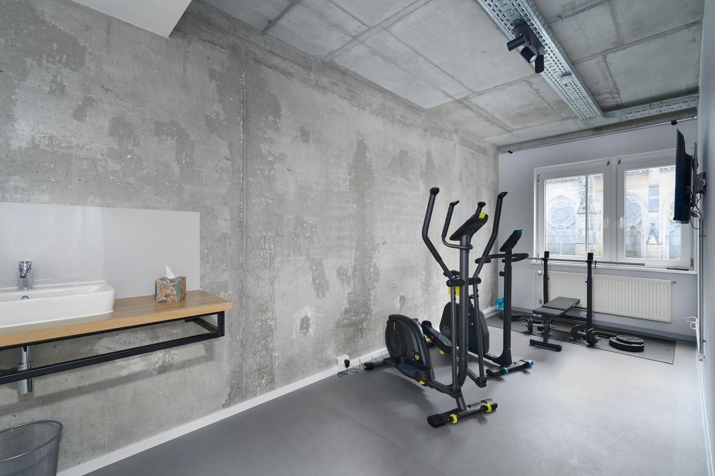 Fitness centre/facilities in Stylisches Studio im Herzen Leipzigs