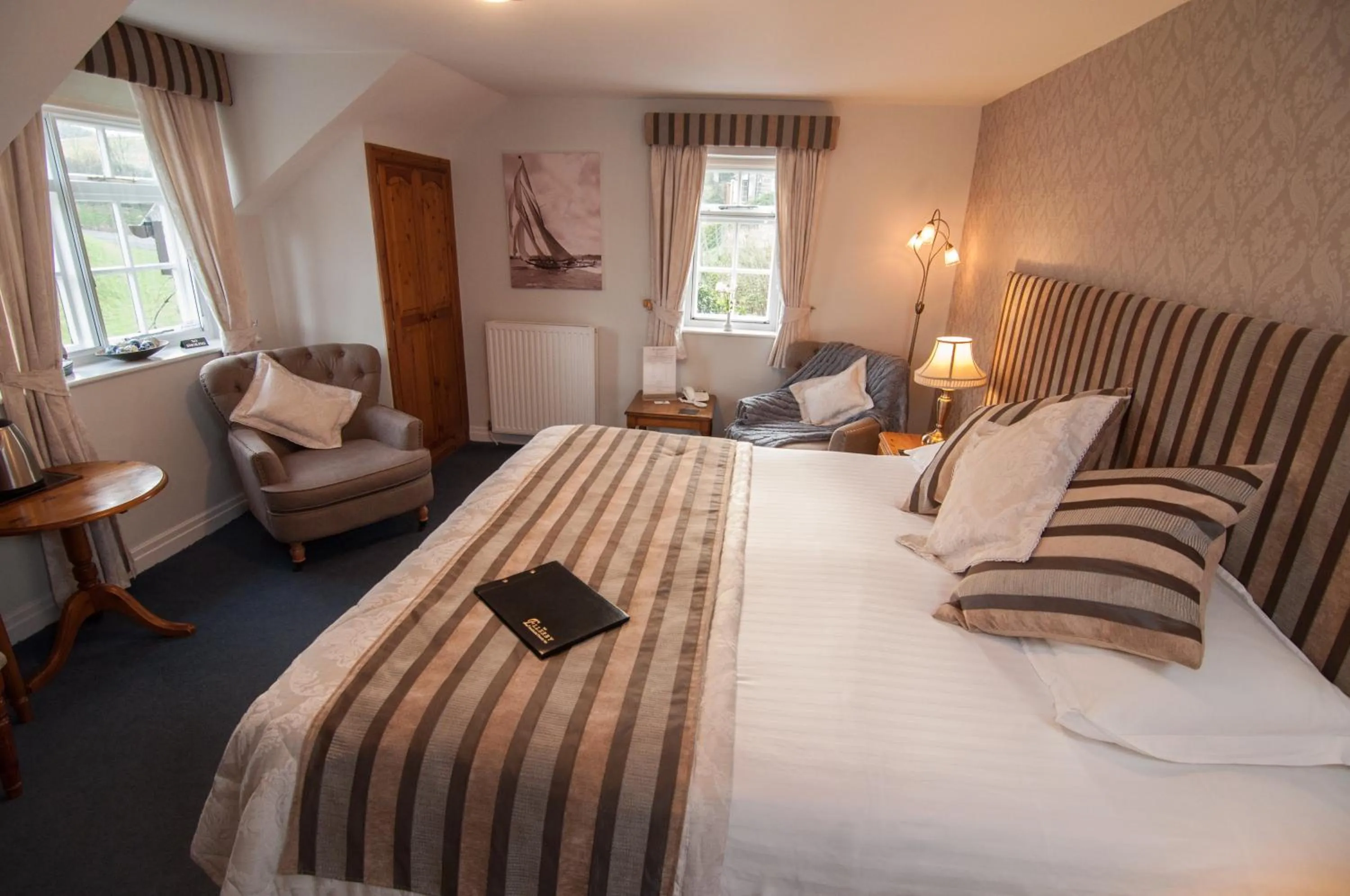 Bedroom, Bed in Ellerby Country Inn