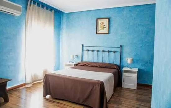 Bed in Café Bar Hotel Jefi