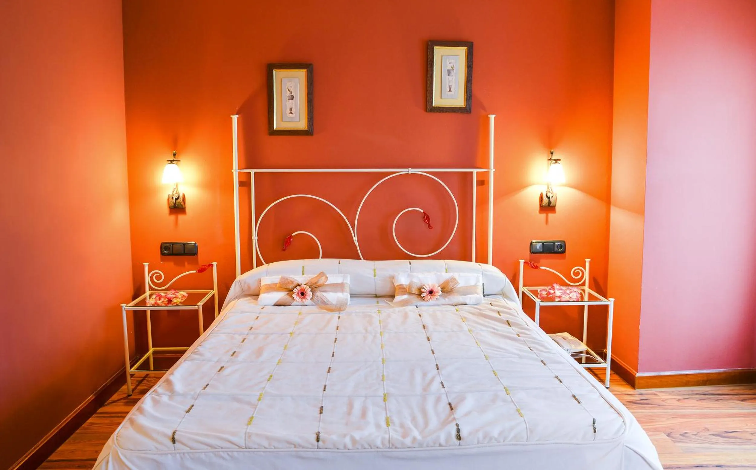 Bed in Café Bar Hotel Jefi