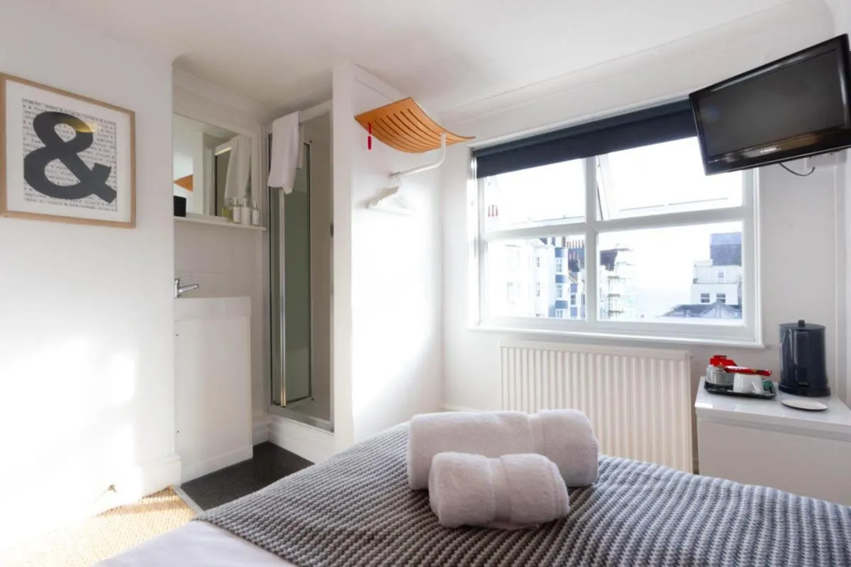 Photo of the whole room, Bed in The White House