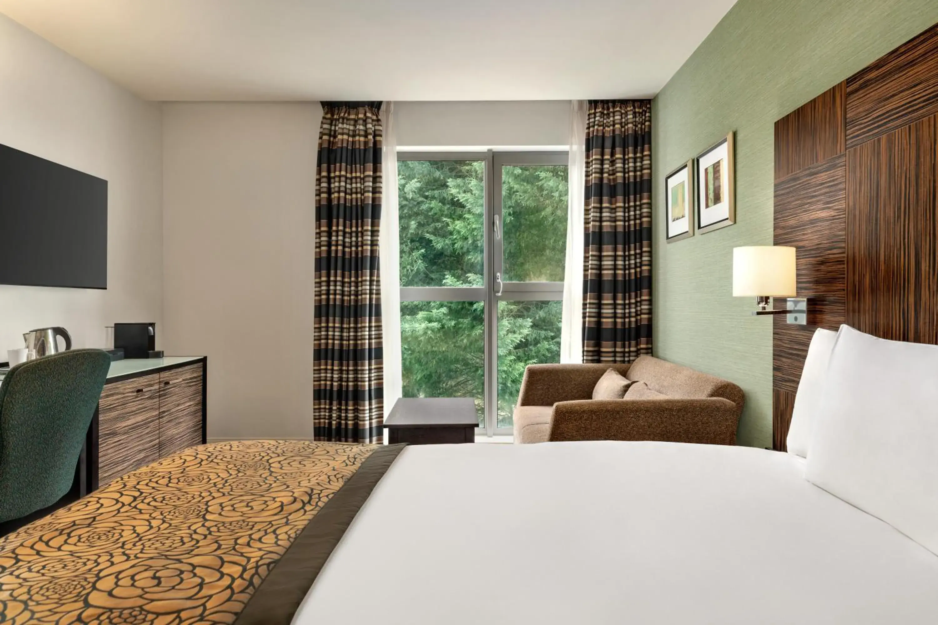 Premium Room in Holiday Inn Birmingham Airport - NEC by IHG Premium Room in Holiday Inn Birmingham Airport - NEC by IHG