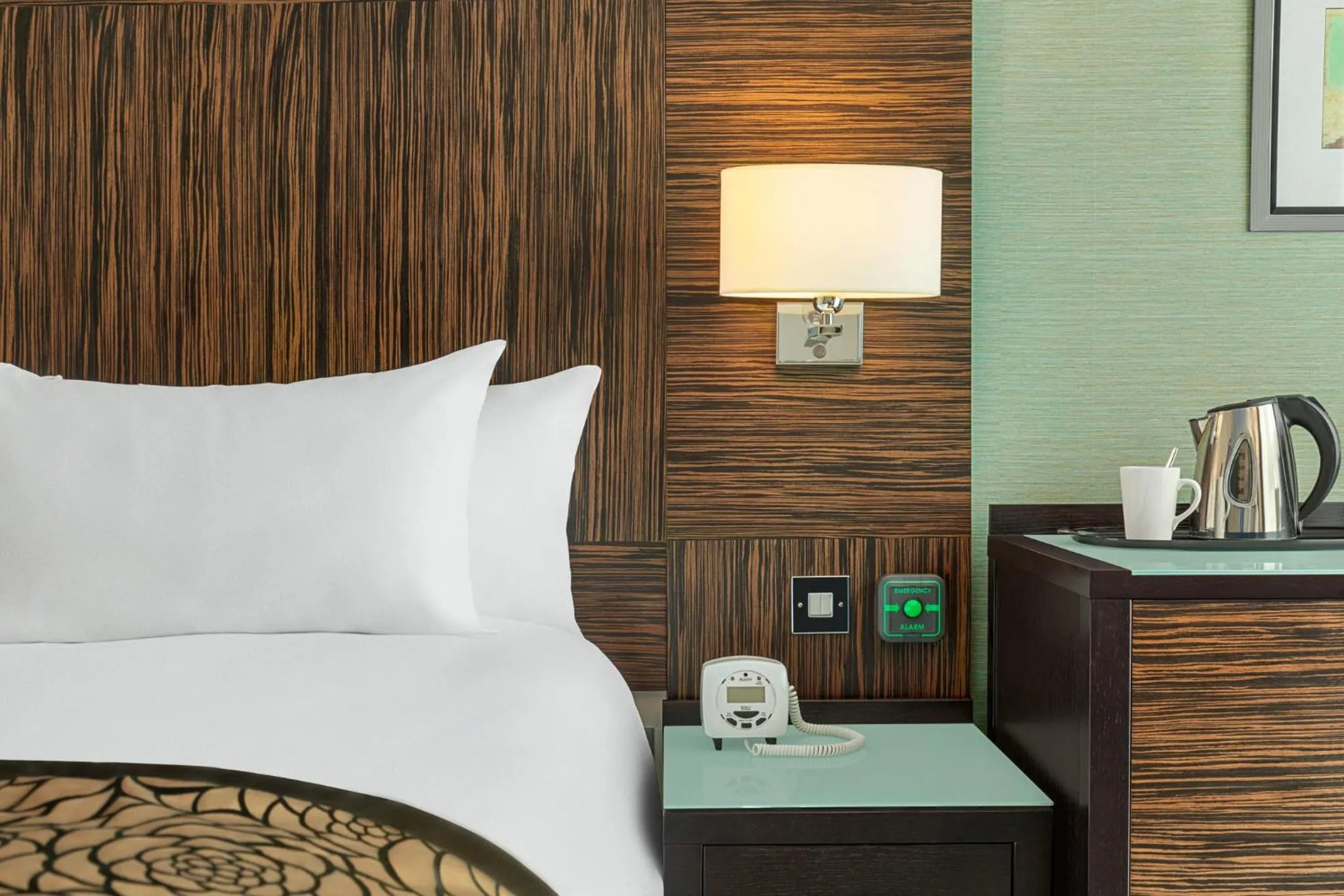 Photo of the whole room, Bed in Holiday Inn Birmingham Airport - NEC by IHG