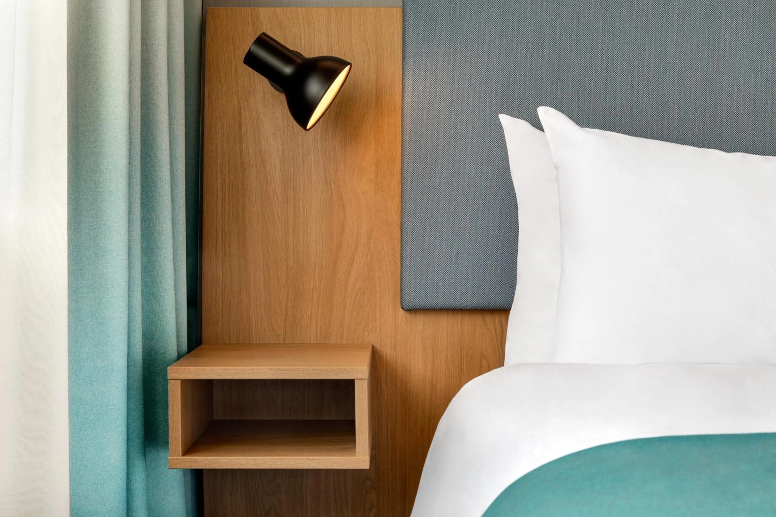 Bed in Holiday Inn Birmingham Airport - NEC by IHG