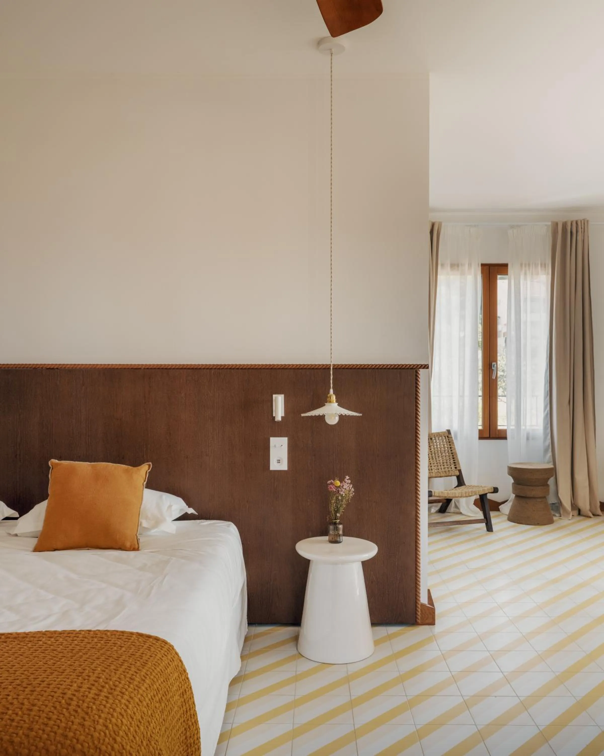 Bed in Boutique Hôtel Responsable et Restaurant Basgi Basgi