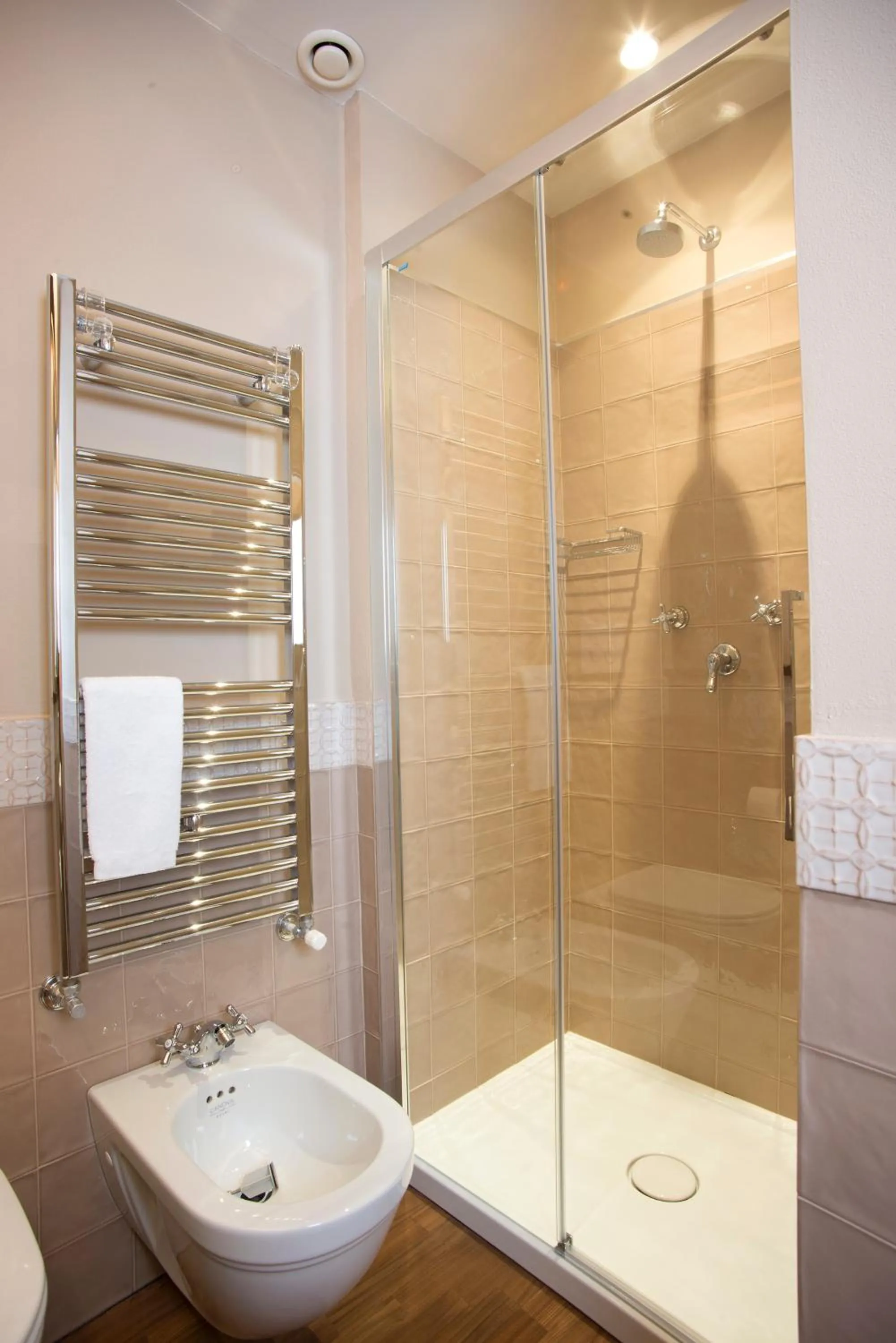 Shower in Albergo Ristorante Bucaneve
